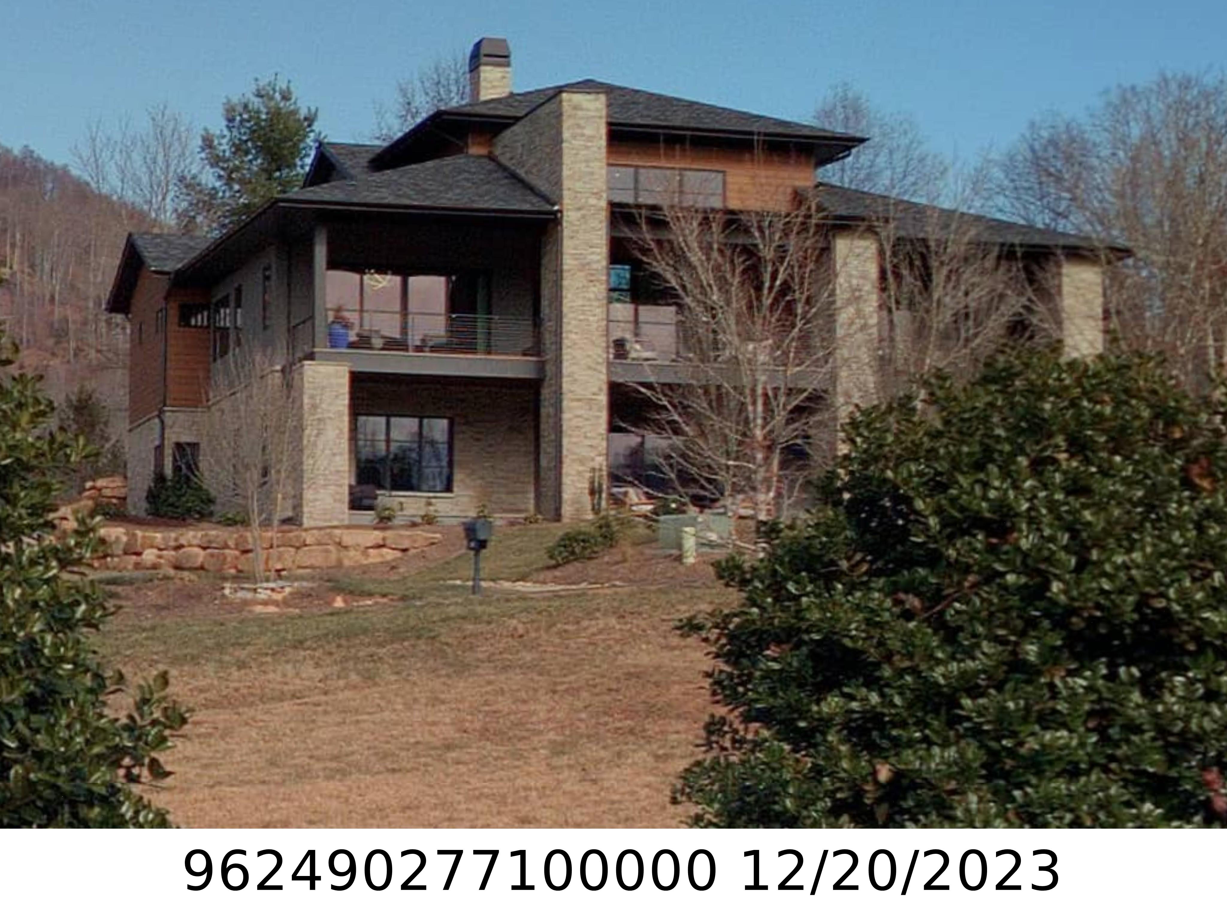 A picture of the property located at 34 WALNUT VALLEY PKWY, ARDEN NC 28704.