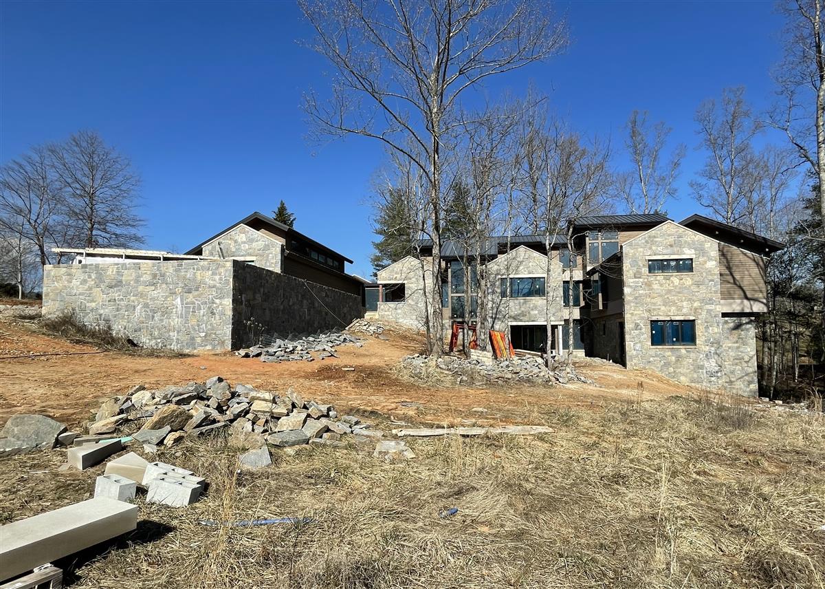 A picture of the property located at 38 WALNUT VALLEY PKWY, ARDEN NC 28704.