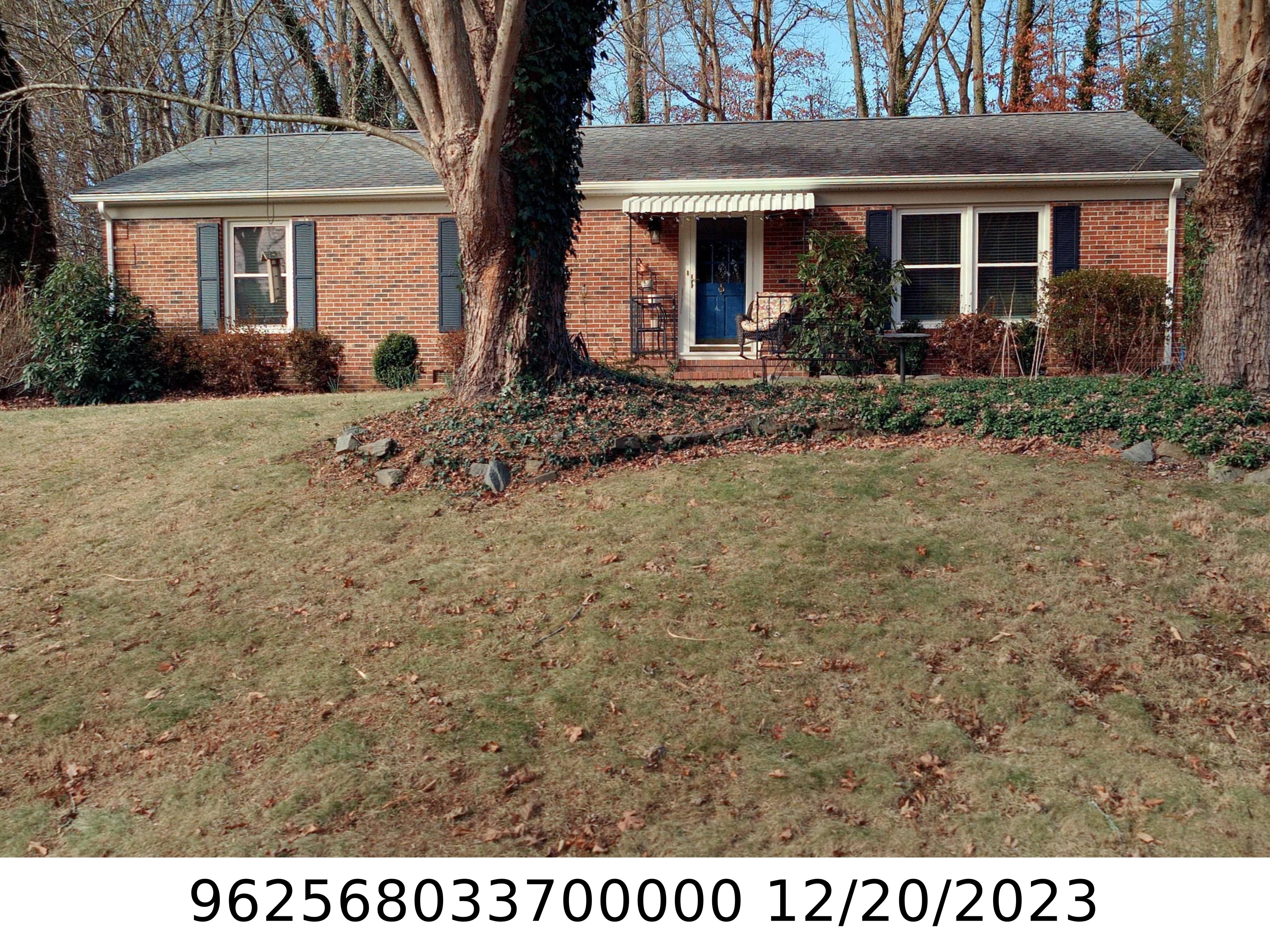 A picture of the property located at 150 CASTLEROCK DR, ASHEVILLE NC 28806.