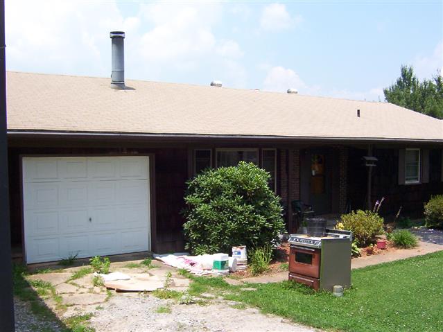 A picture of the property located at 26 ROCKY RIDGE RD, ASHEVILLE NC 28806.
