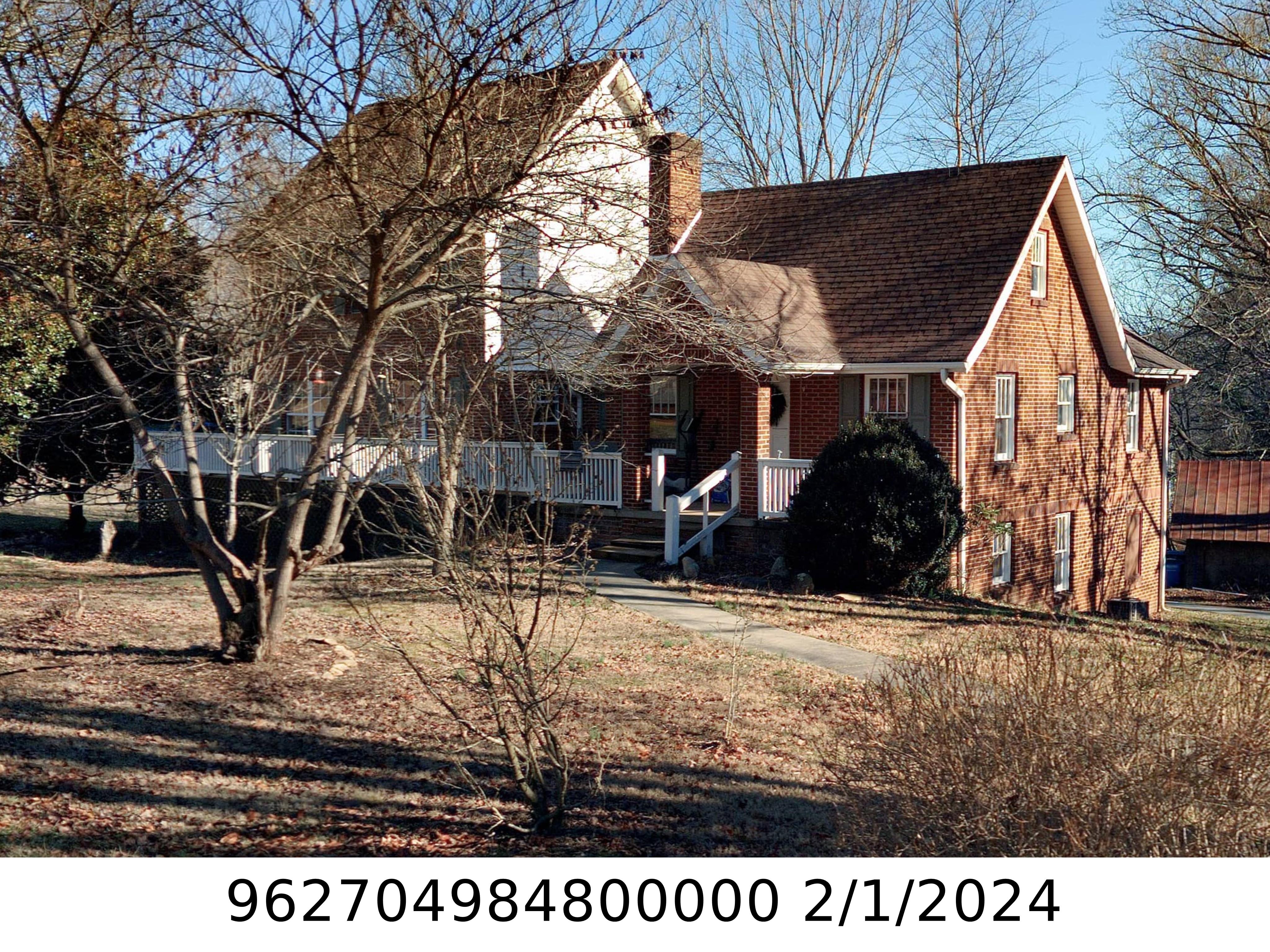 A picture of the property located at 22 W OAKVIEW RD, ASHEVILLE NC 28806.