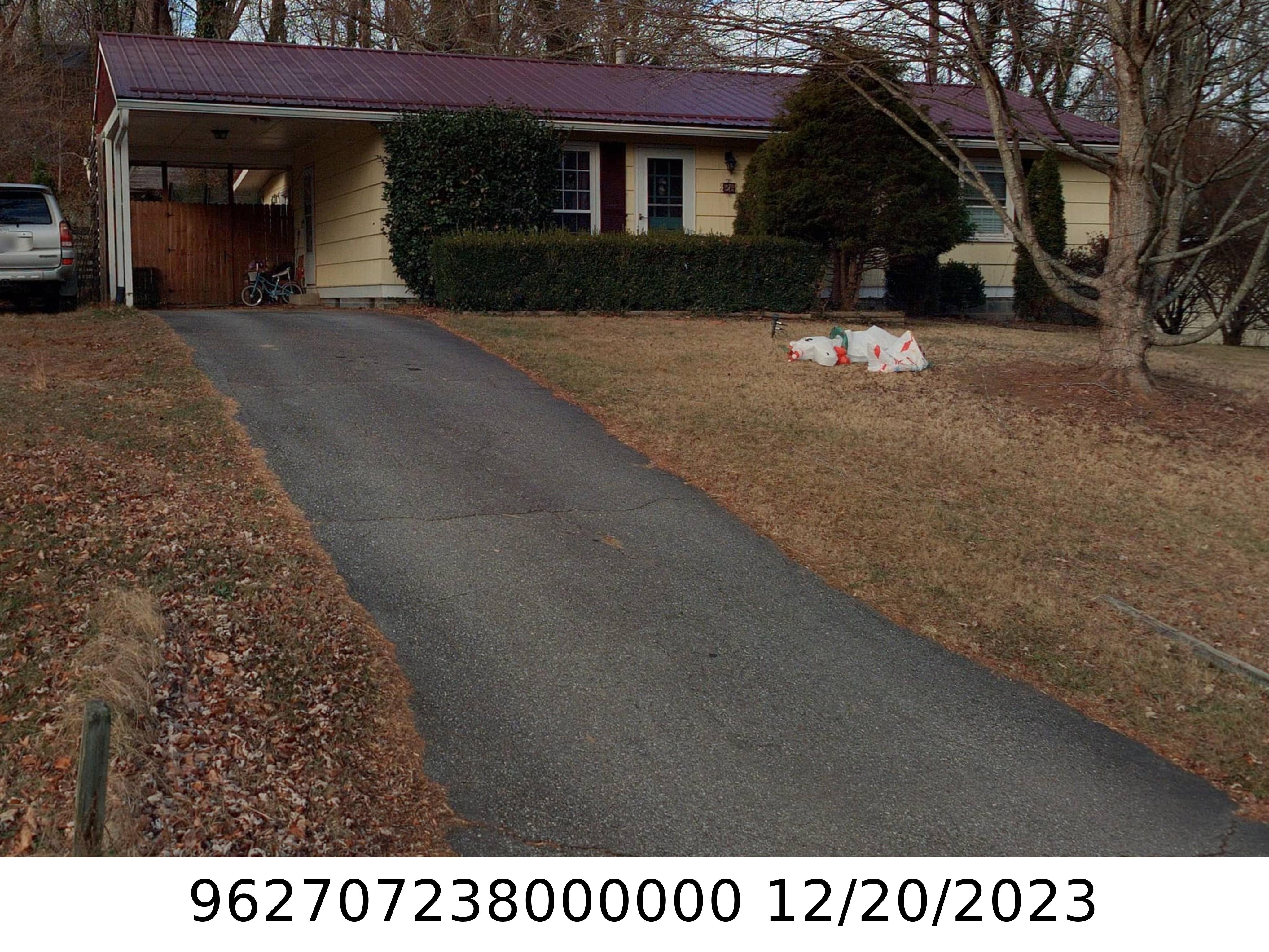 A picture of the property located at 26 GRANDVIEW CIR, ASHEVILLE NC 28806.