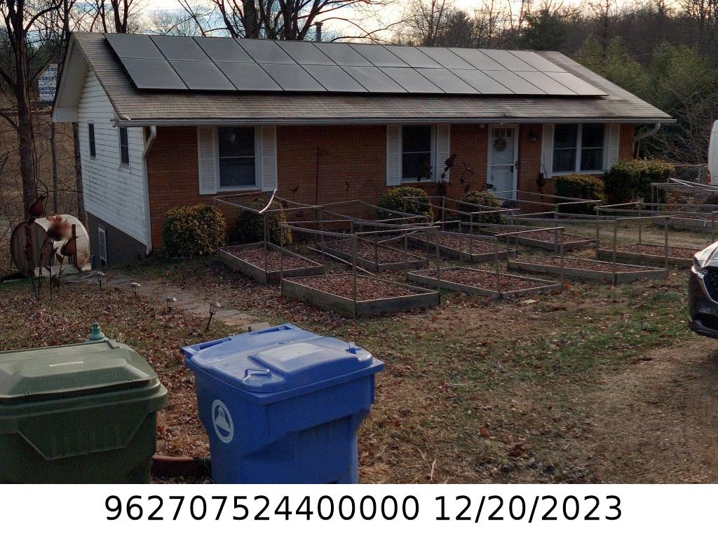 A picture of the property located at 25 GRANDVIEW CIR, ASHEVILLE NC 28806.