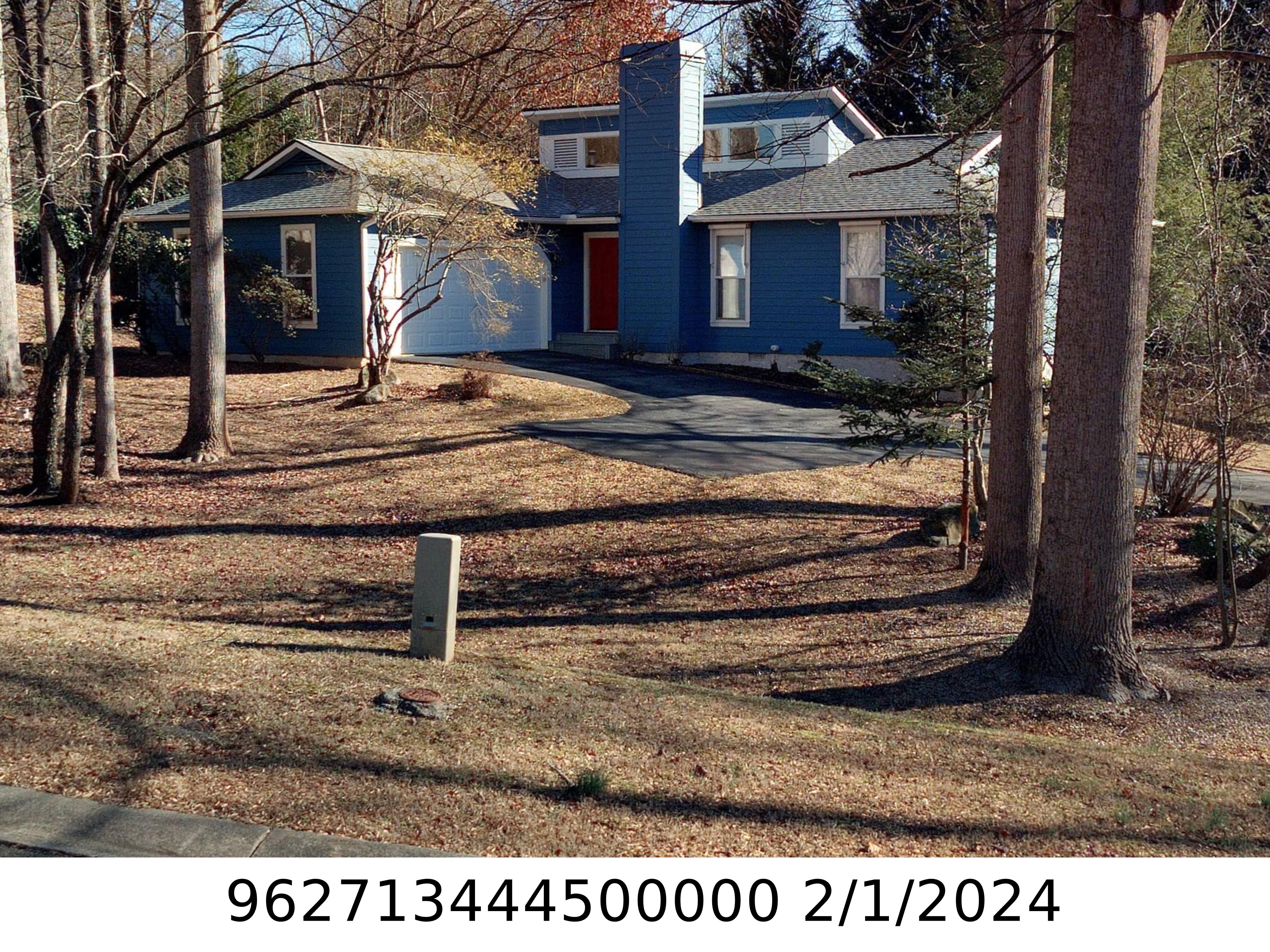 A picture of the property located at 18 EAGLES NEST LN, ASHEVILLE NC 28806.