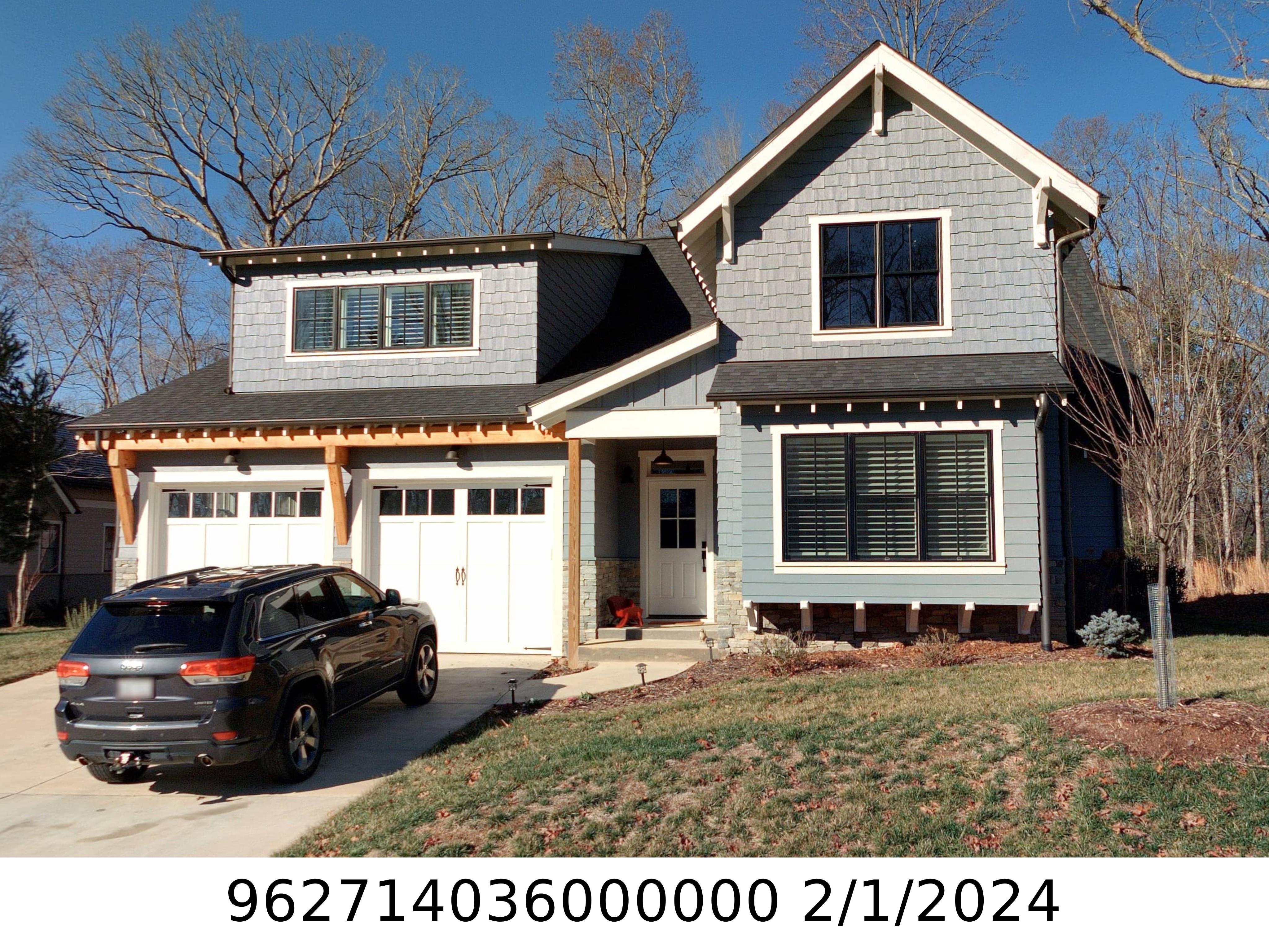 A picture of the property located at 9 ASHE PARK CIR, ASHEVILLE NC 28806.