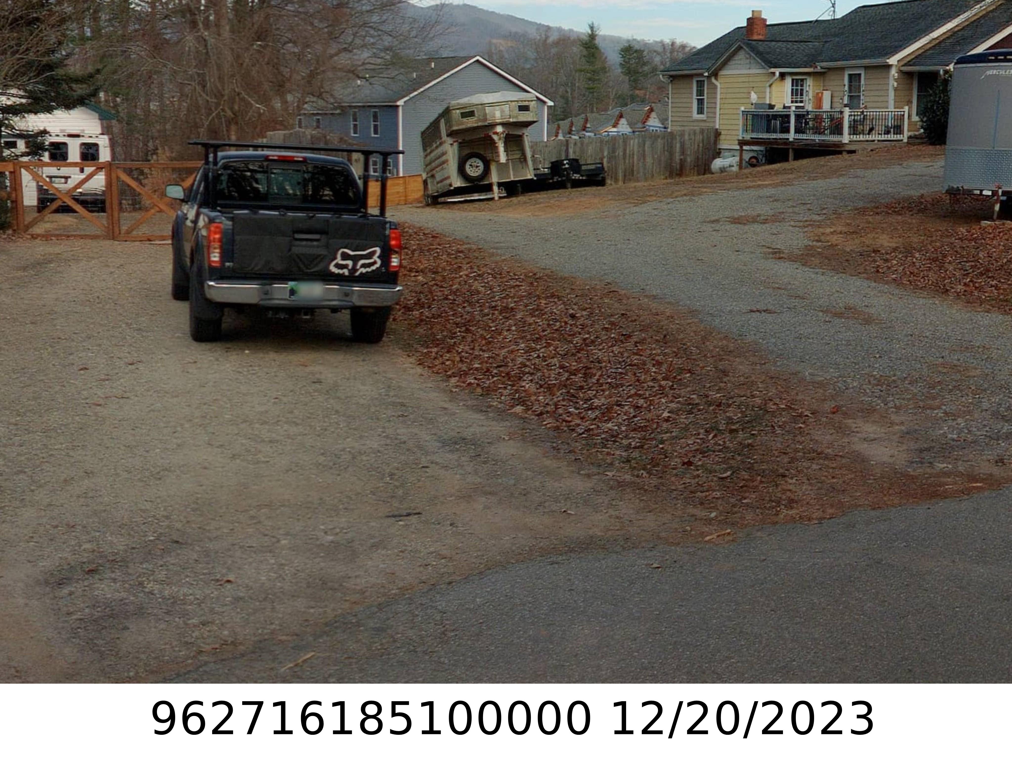 A picture of the property located at 10 CAIN HOLLOW WAY, ASHEVILLE NC 28806.