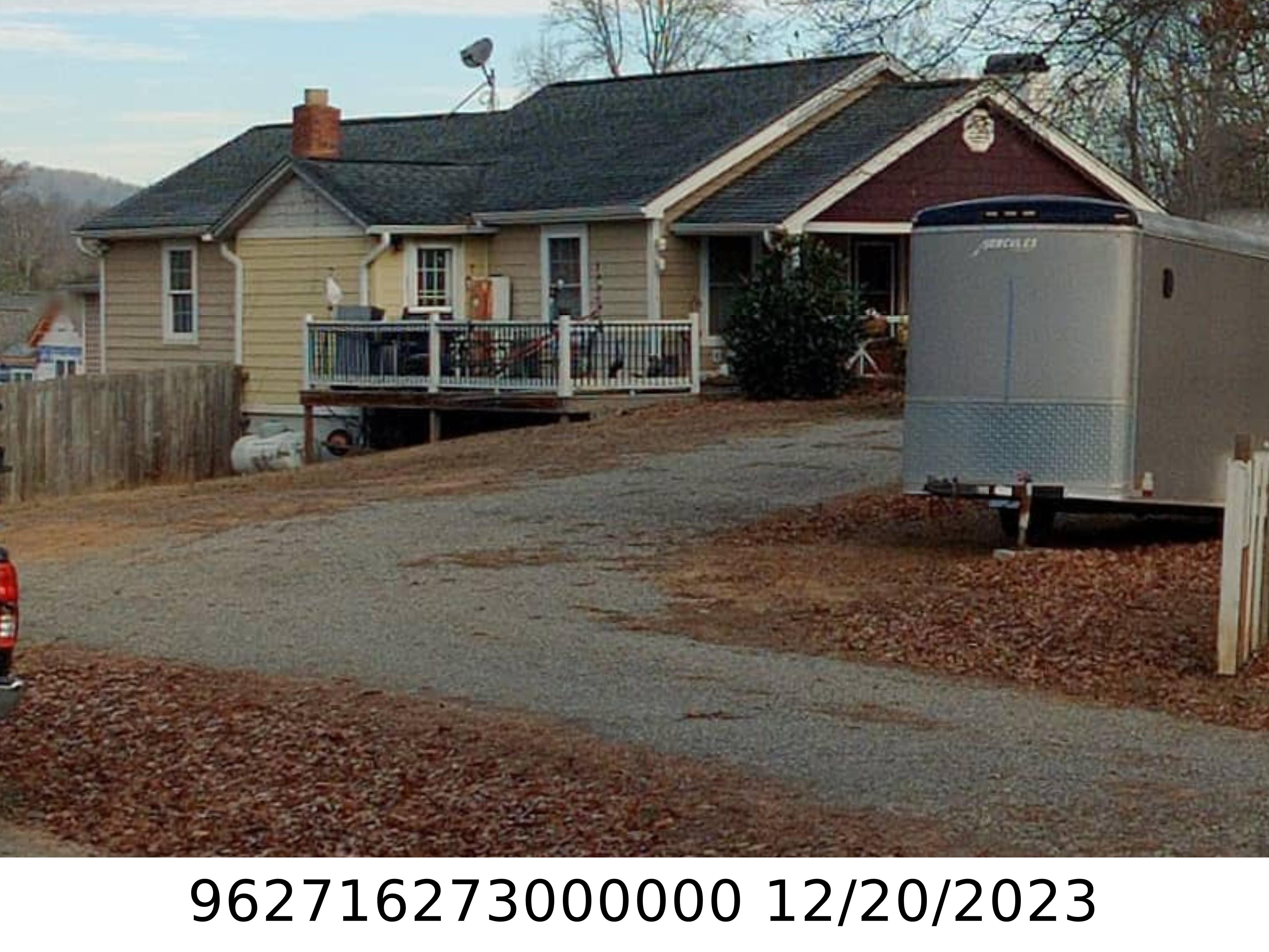 A picture of the property located at 50 SELWYN RD, ASHEVILLE NC 28806.
