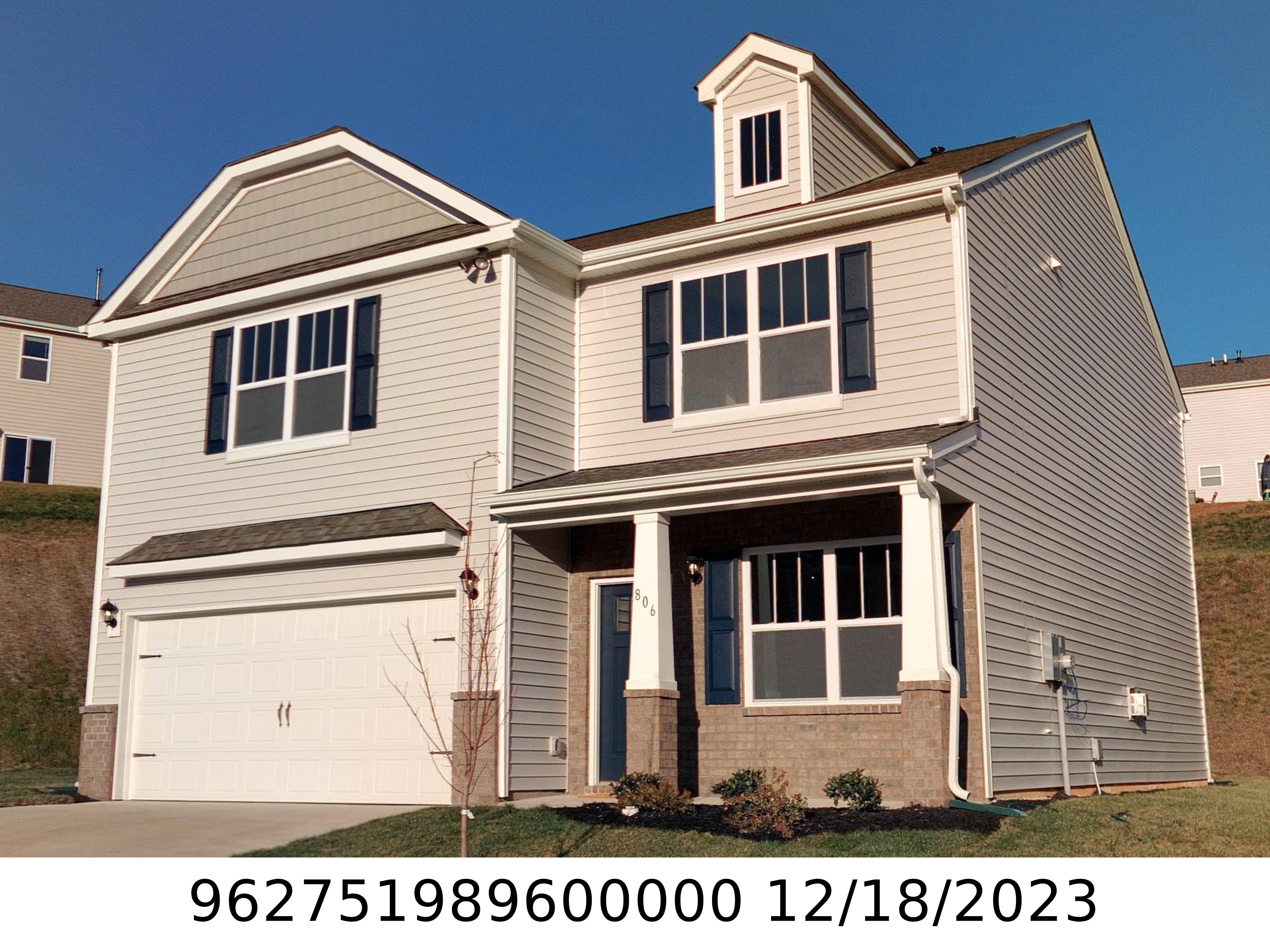 A picture of the property located at 806 MONTEREY CT, ASHEVILLE NC 28806.