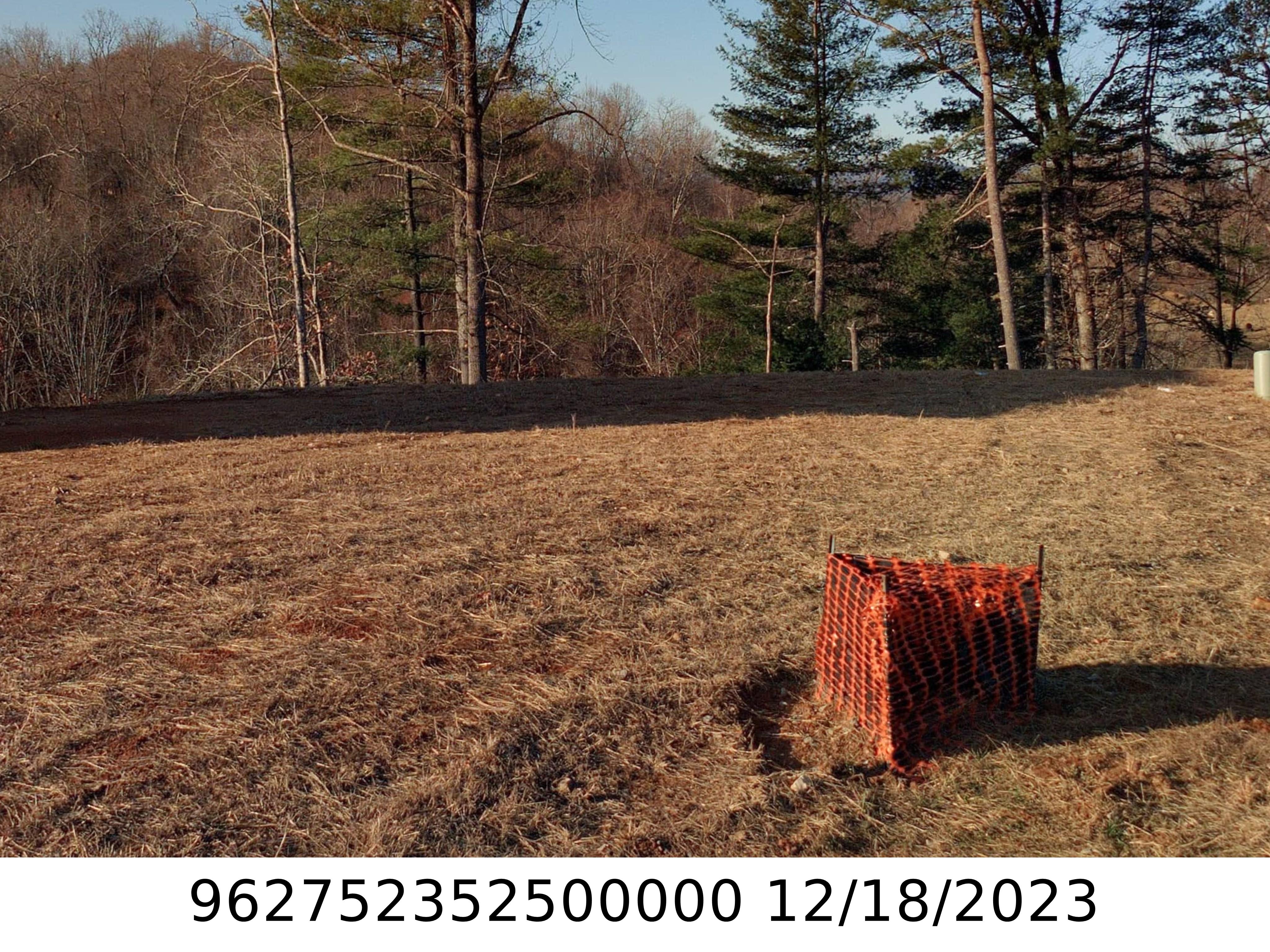 A picture of the property located at 920 NEWPORT CT, ASHEVILLE NC 28806.