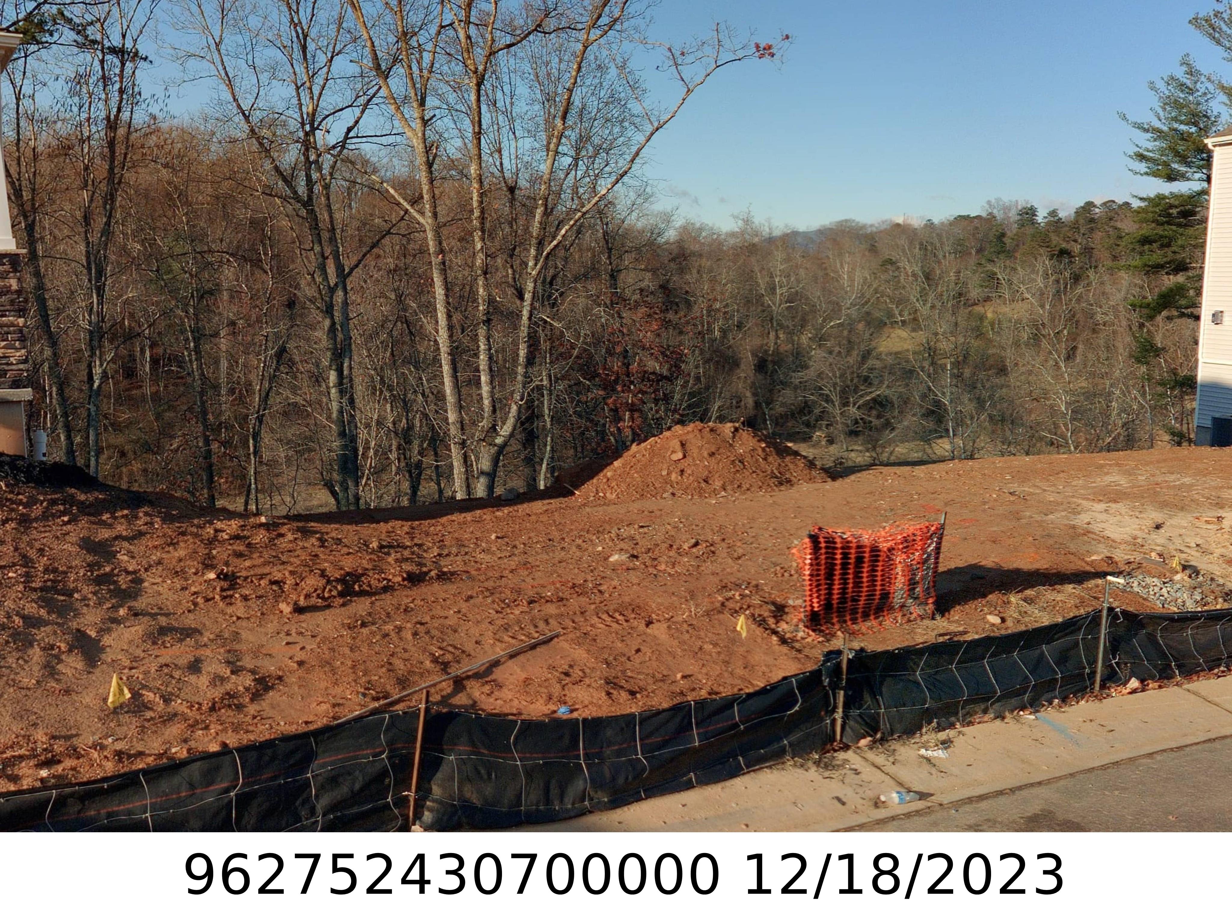 A picture of the property located at 914 NEWPORT CT, ASHEVILLE NC 28806.