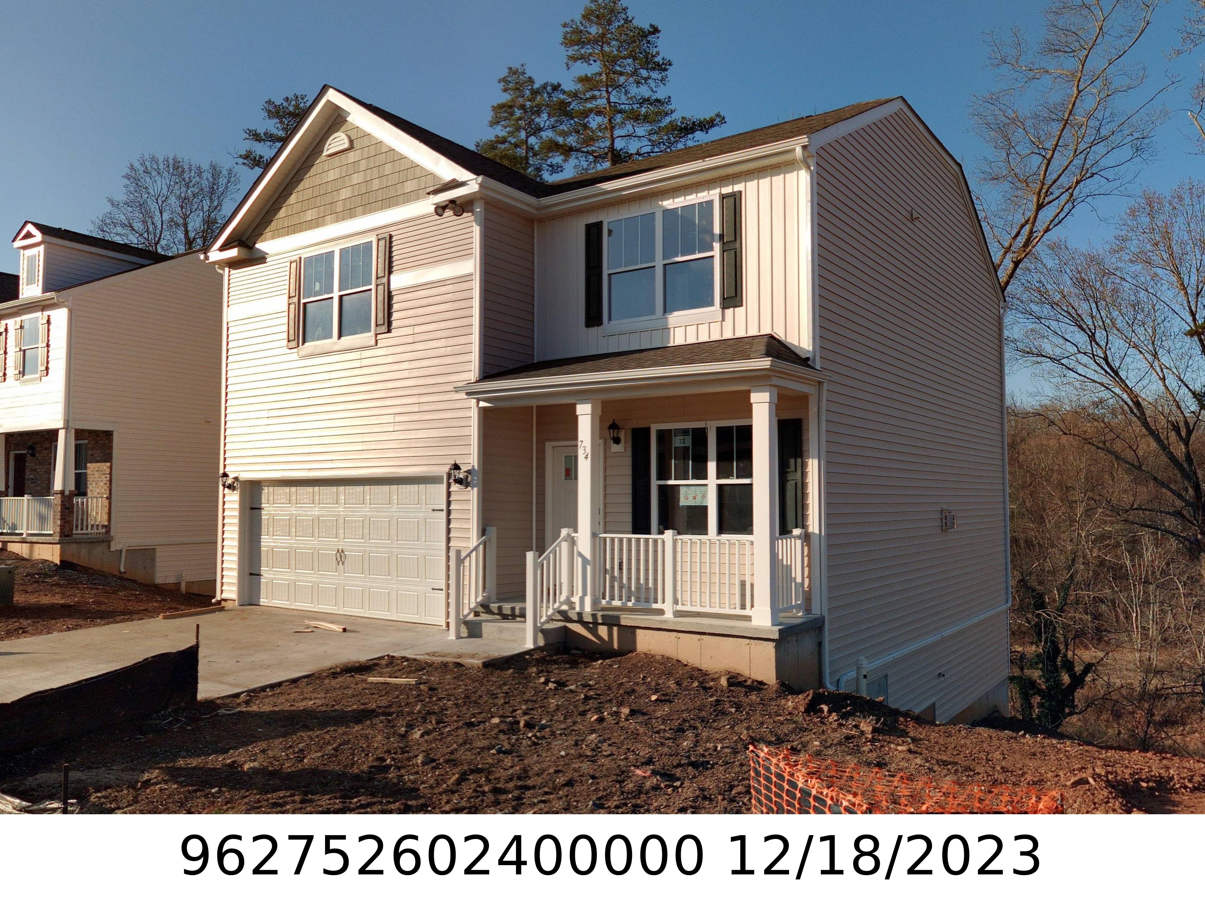A picture of the property located at 734 FOUNTAIN PARK BLVD, ASHEVILLE NC 28806.