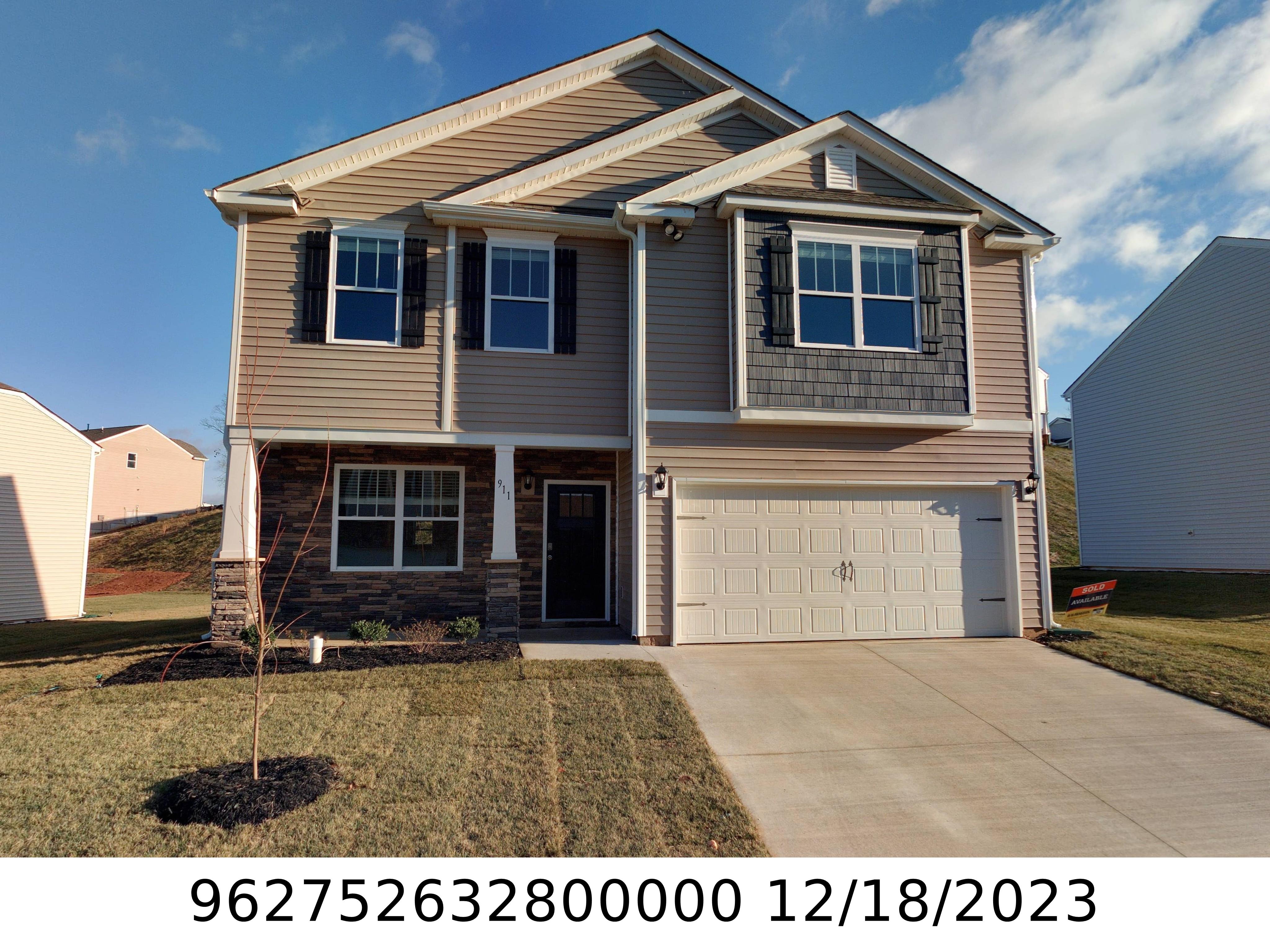 A picture of the property located at 911 NEWPORT CT, ASHEVILLE NC 28806.