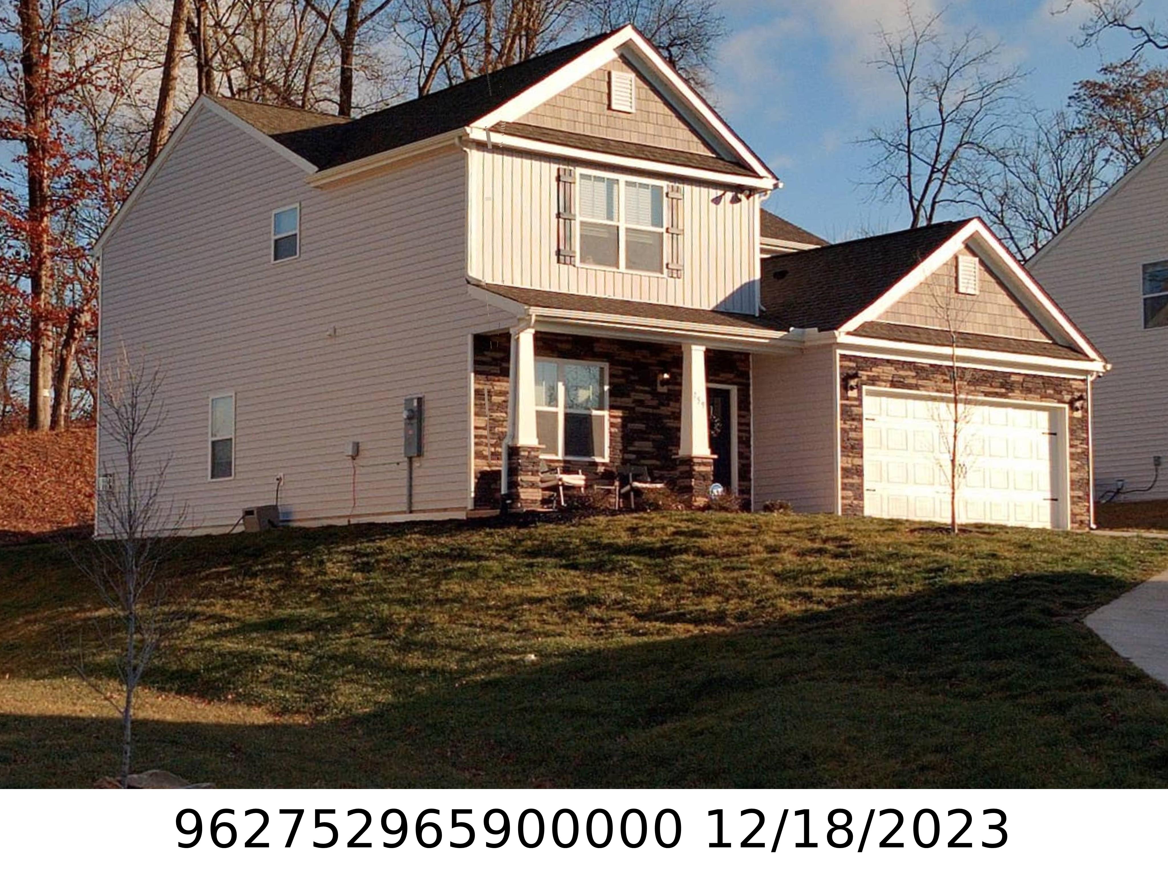 A picture of the property located at 759 FOUNTAIN PARK BLVD, ASHEVILLE NC 28806.