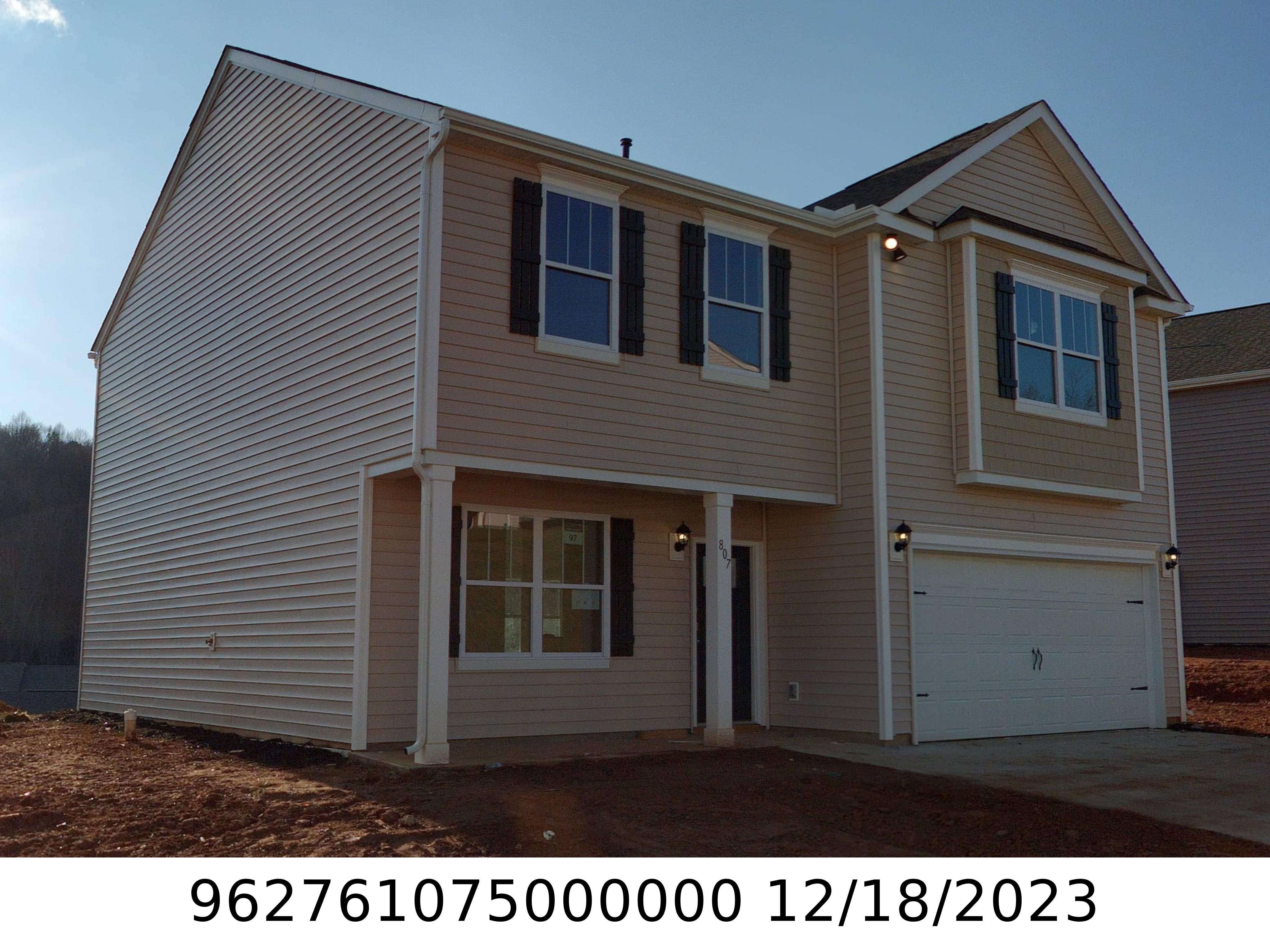 A picture of the property located at 807 MONTEREY CT, ASHEVILLE NC 28806.