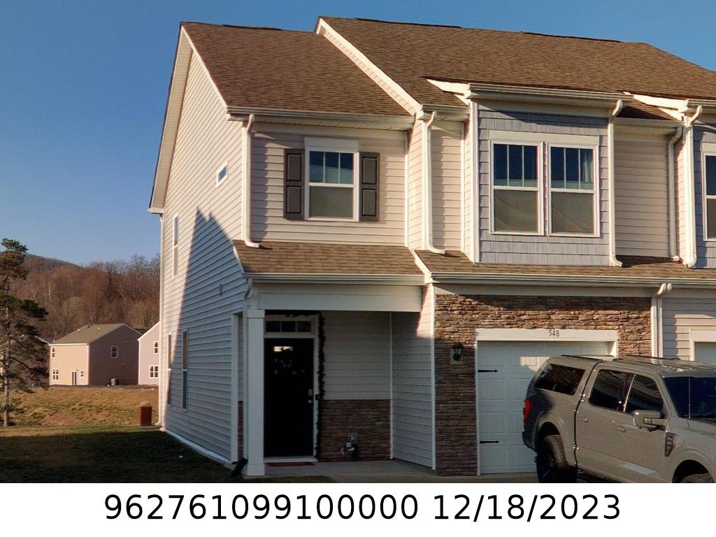 A picture of the property located at 812 MONTEREY CT, ASHEVILLE NC 28806.