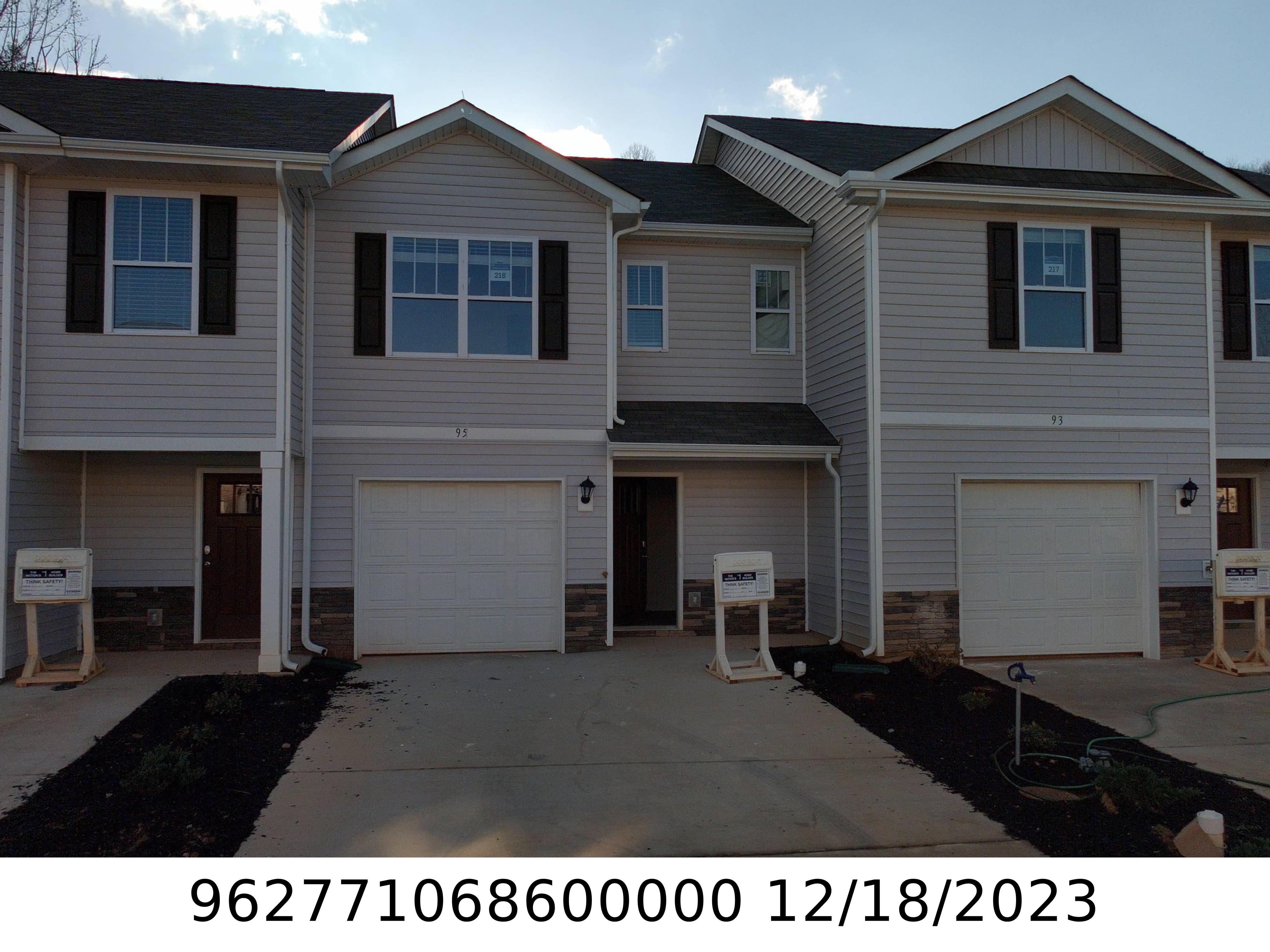 A picture of the property located at 95 MONROE CREEK BLVD, ASHEVILLE NC 28806.