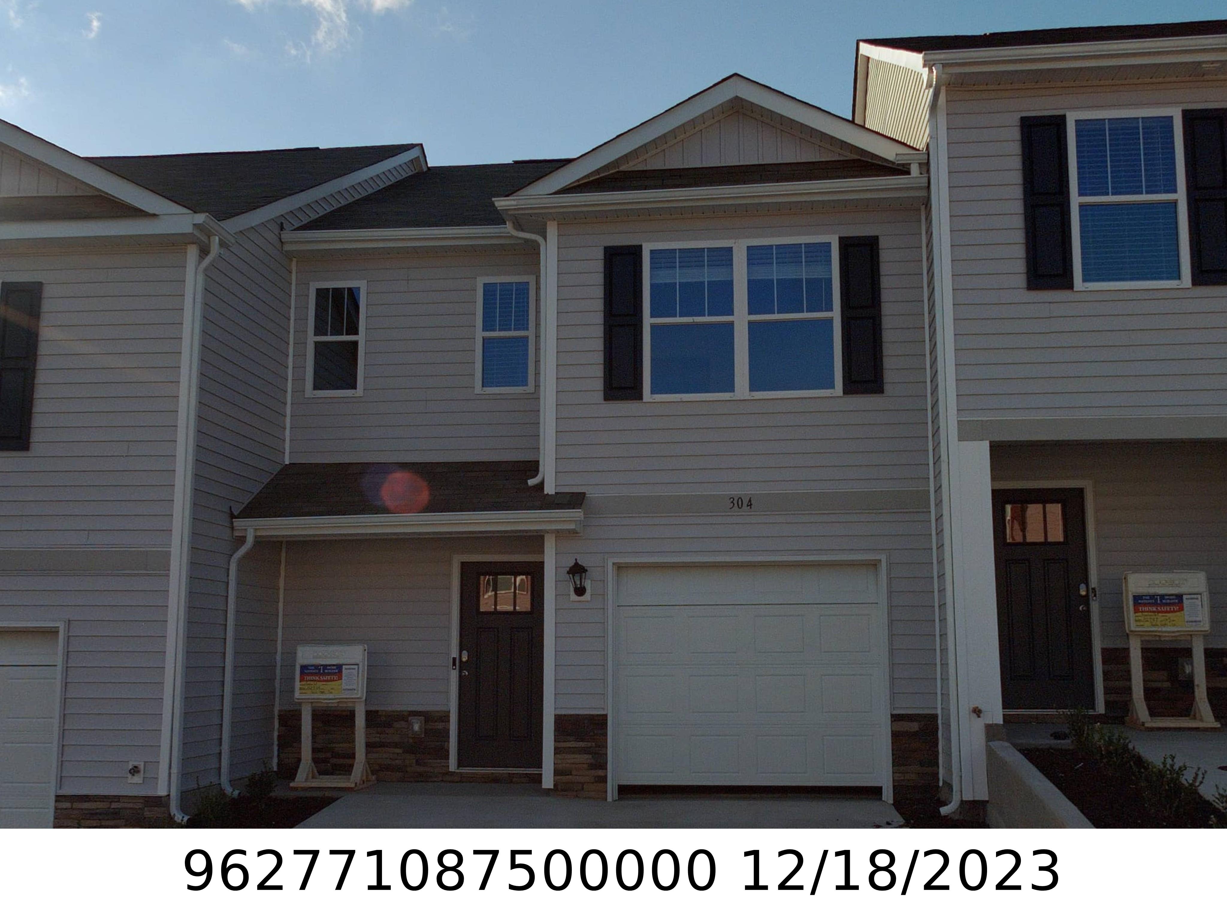 A picture of the property located at 304 PACIFIC HEIGHTS DR, ASHEVILLE NC 28806.
