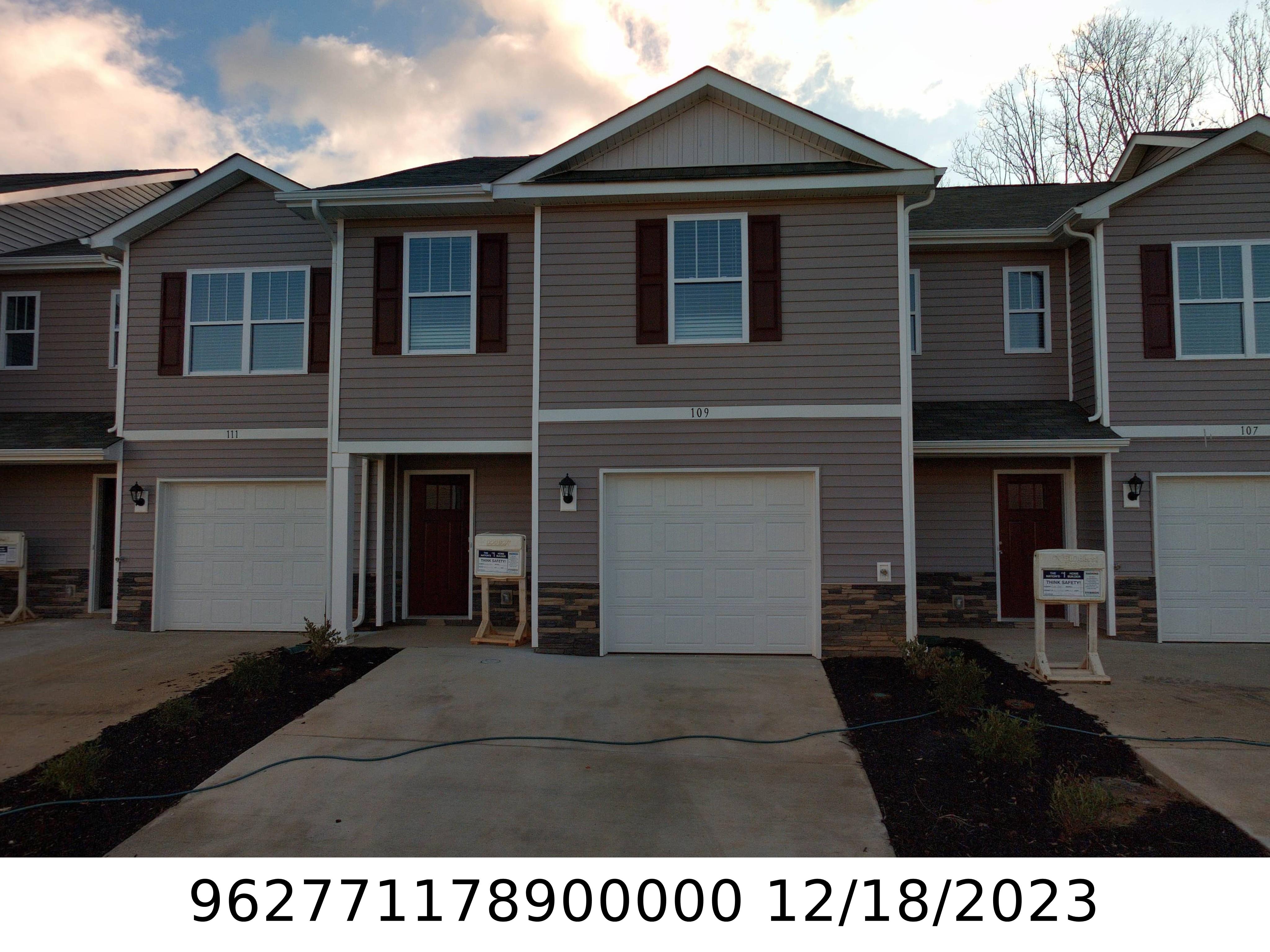 A picture of the property located at 109 MONROE CREEK BLVD, ASHEVILLE NC 28806.
