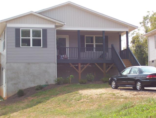 A picture of the property located at 193 E OAKVIEW RD, ASHEVILLE NC 28806.