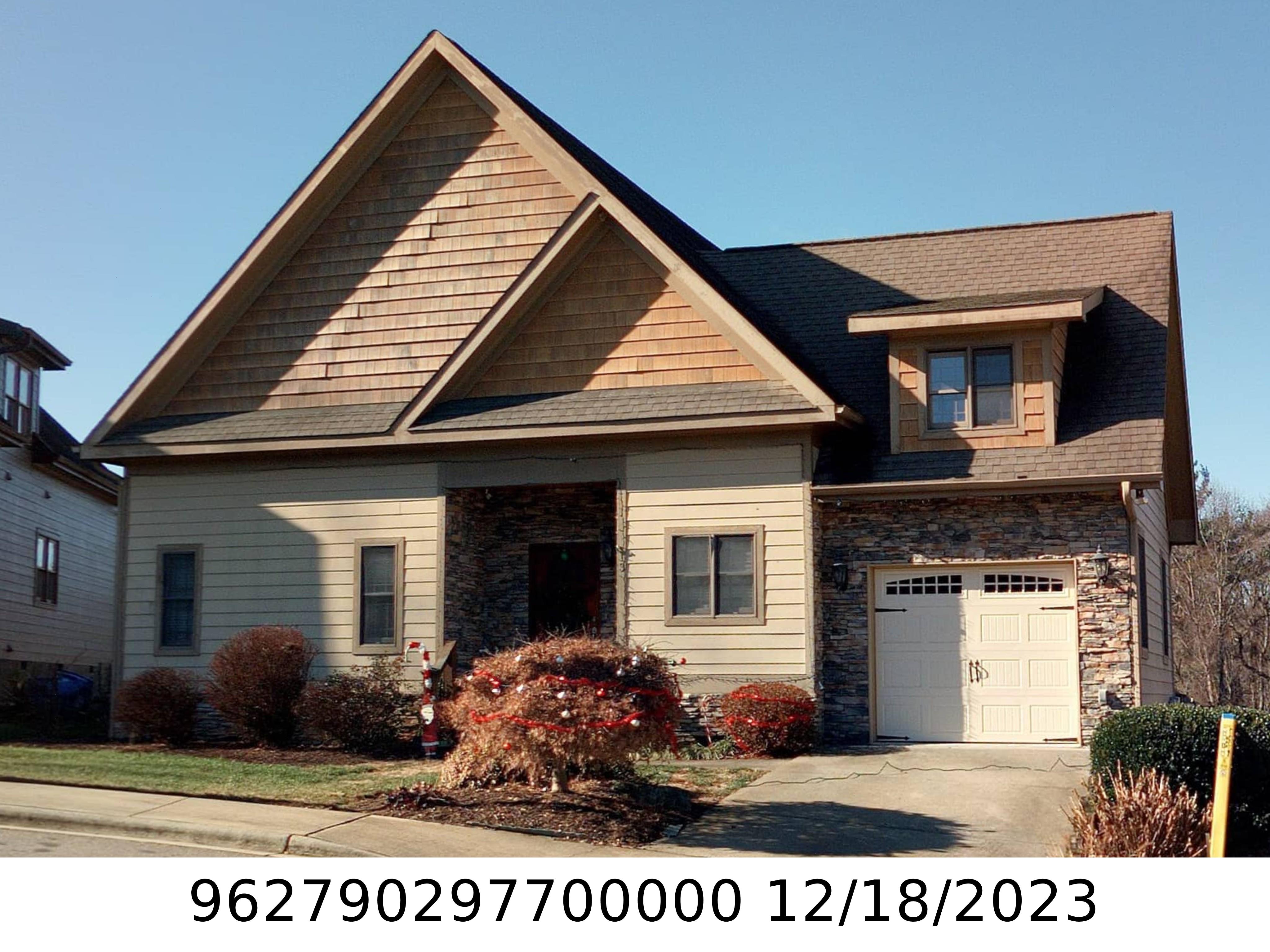 A picture of the property located at 13 TREVORS TRL, ASHEVILLE NC 28806.