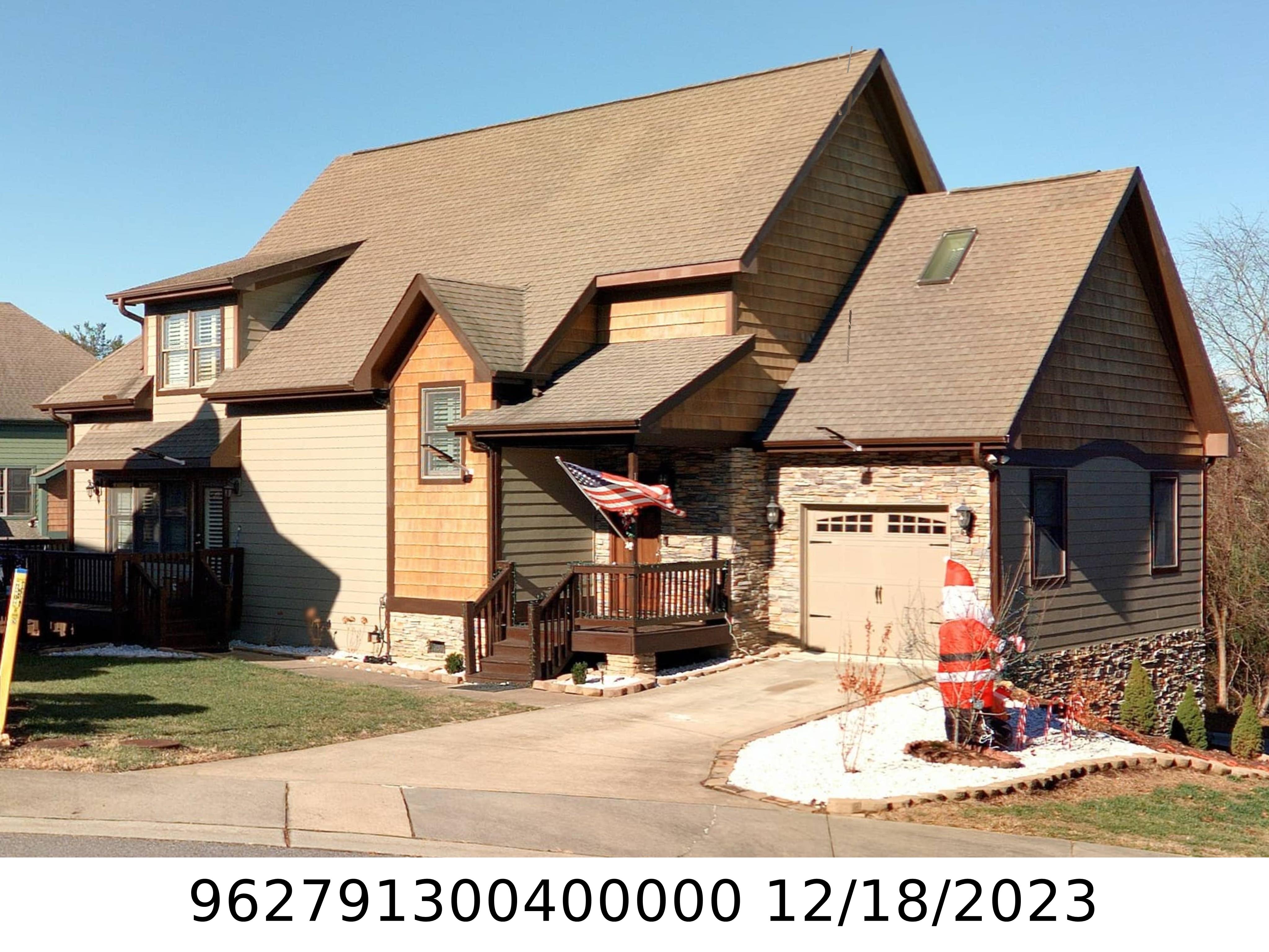 A picture of the property located at 11 TREVORS TRL, ASHEVILLE NC 28806.