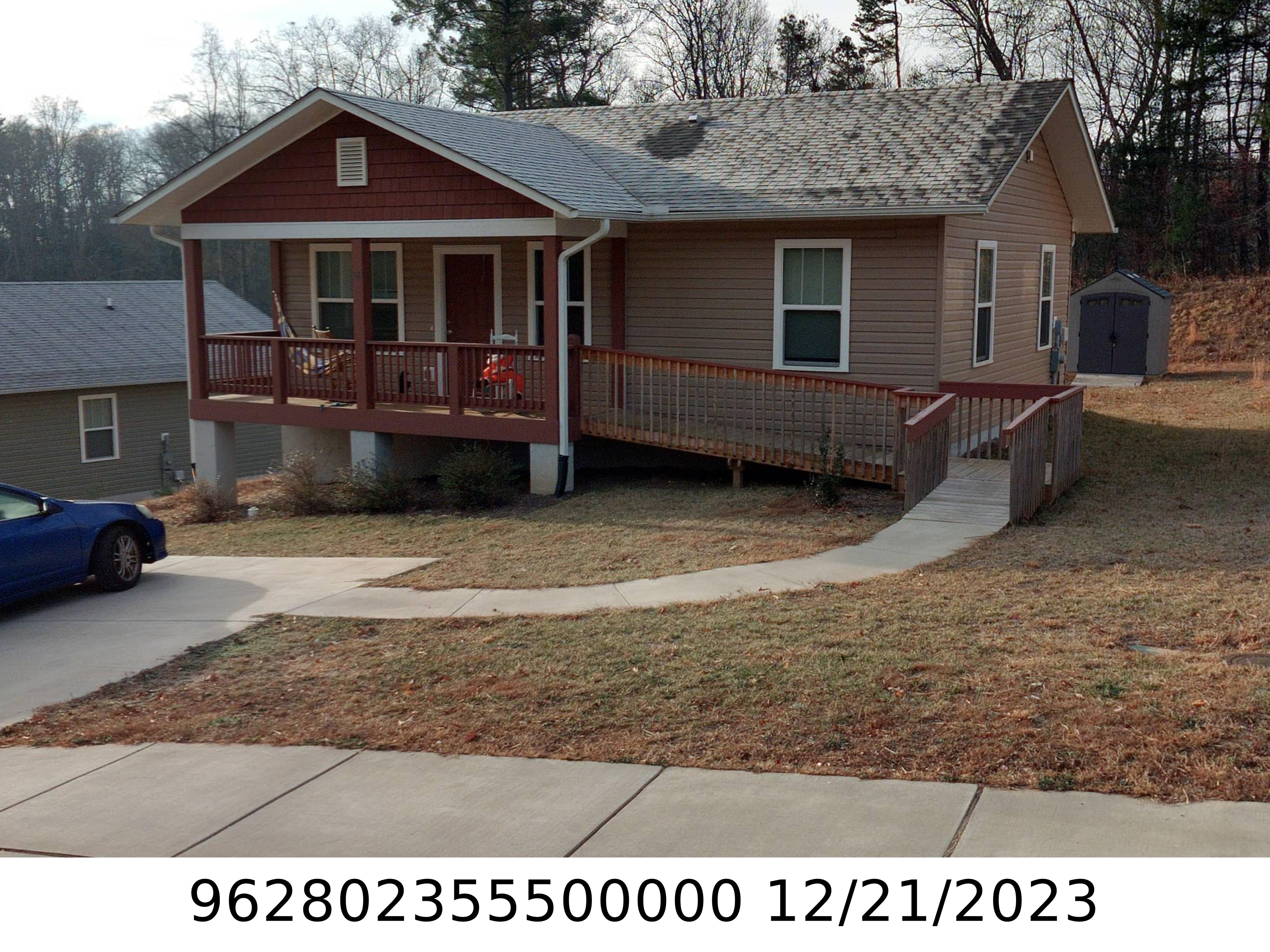 A picture of the property located at 22 NEW HEIGHTS DR, ASHEVILLE NC 28806.