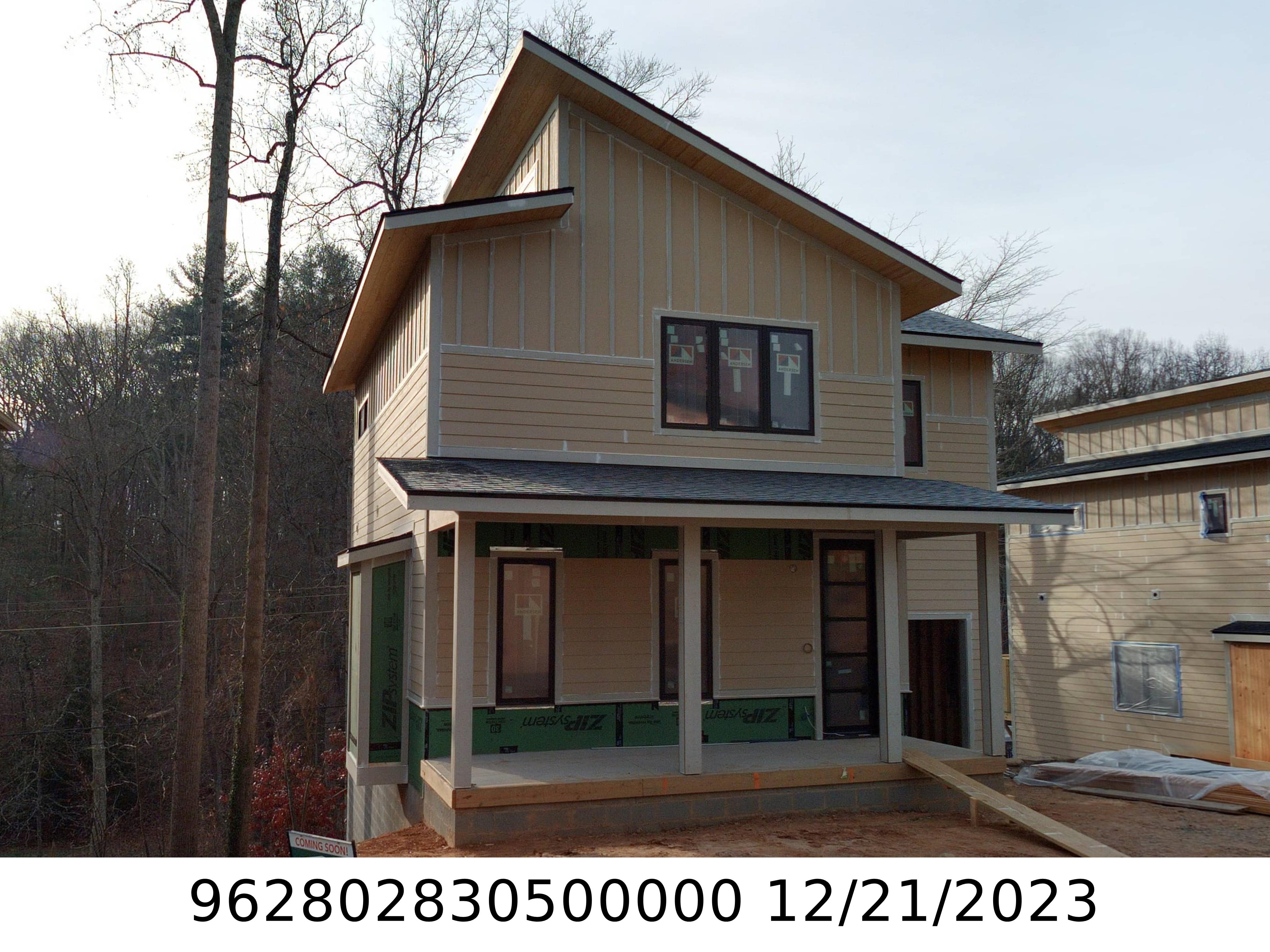 A picture of the property located at 207 TORCH LIGHT WAY, ASHEVILLE NC 28806.
