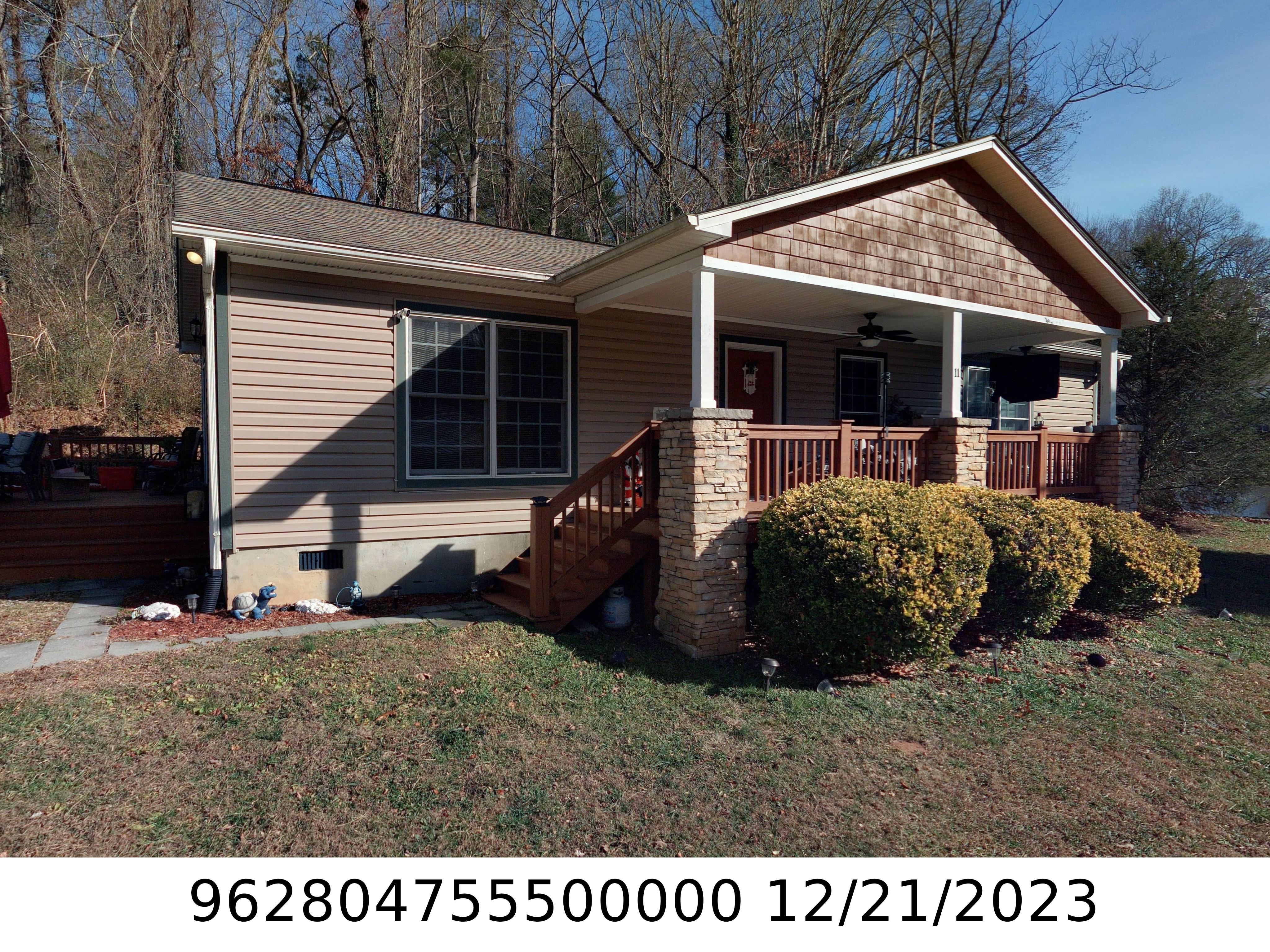 A picture of the property located at 11 STONE COTTAGE LN, ASHEVILLE NC 28806.