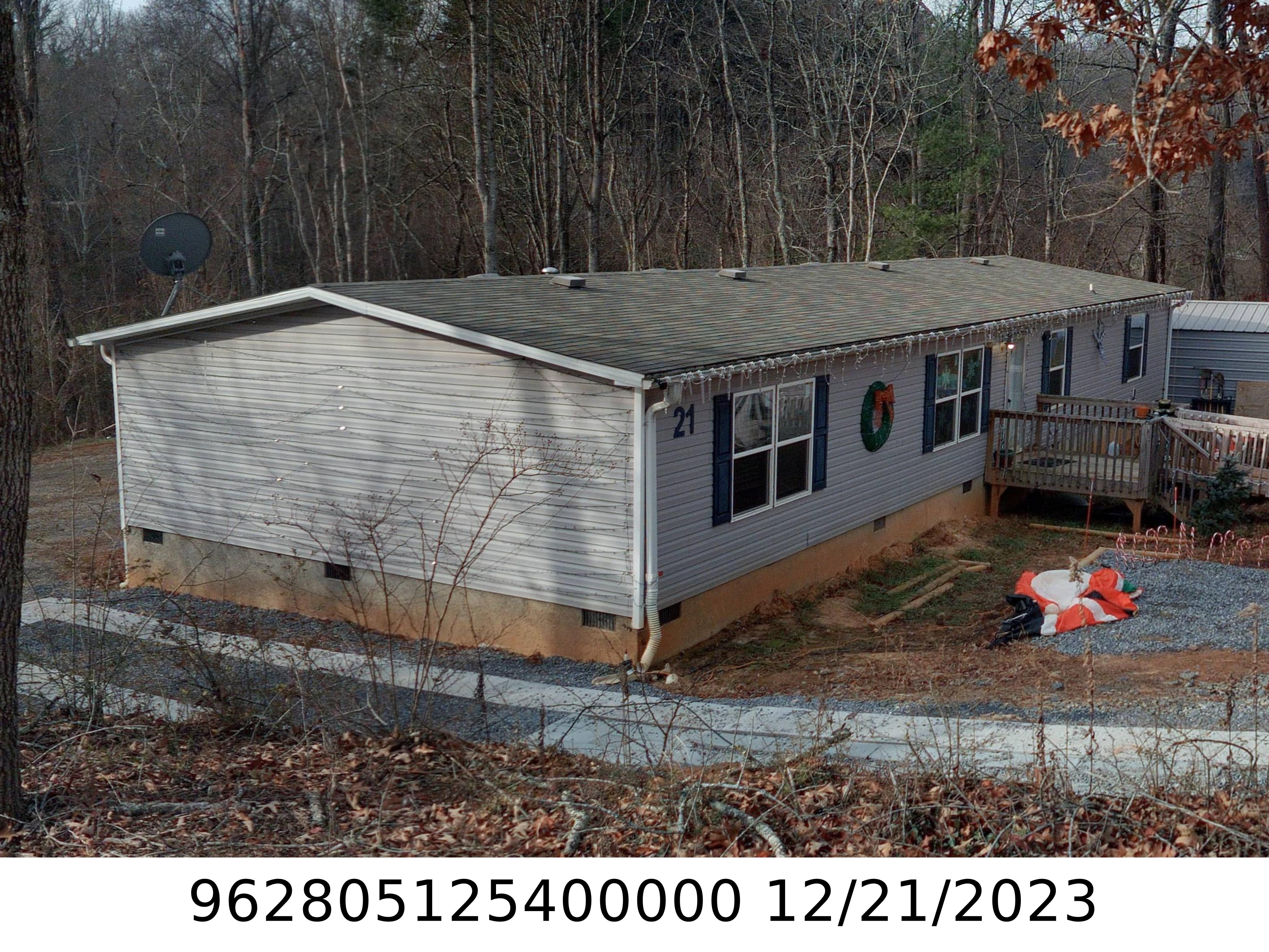 A picture of the property located at 15 BEULAH LN, ASHEVILLE NC 28806.