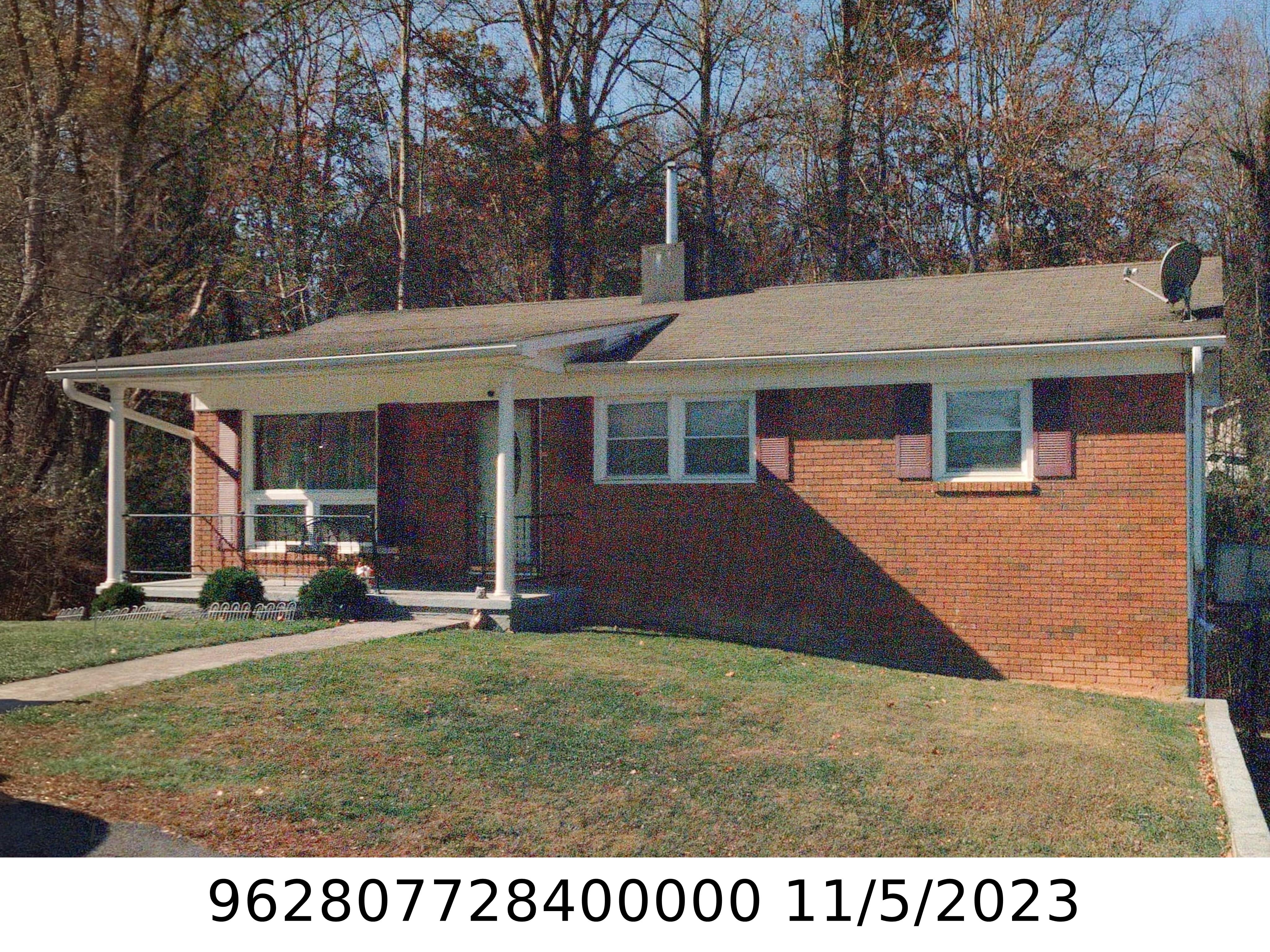 A picture of the property located at 22 CEDAR HILL CIR, ASHEVILLE NC 28806.