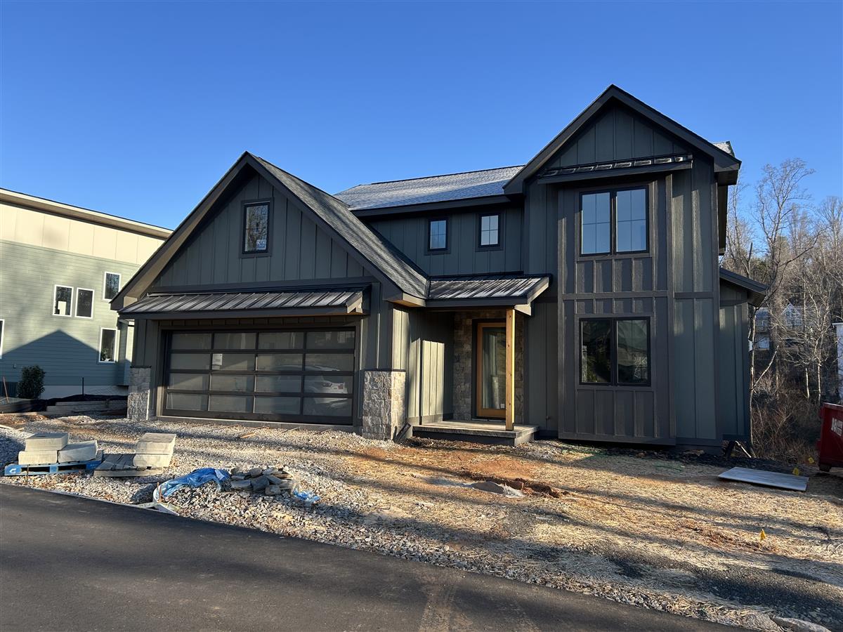 A picture of the property located at 117 ROUGH BARK TRL, ASHEVILLE NC 28806.