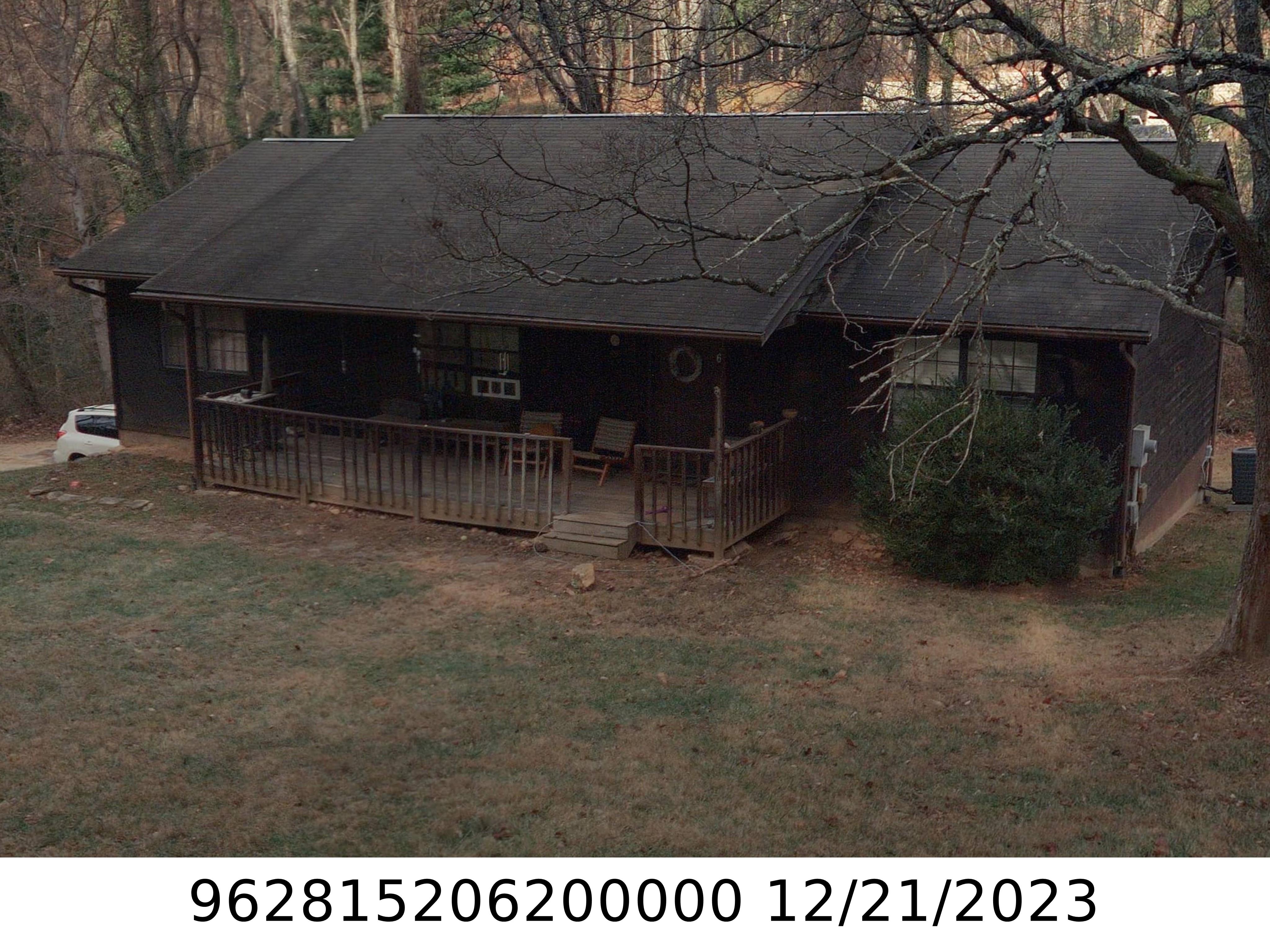 A picture of the property located at 6 EASY LIVING LN, ASHEVILLE NC 28806.