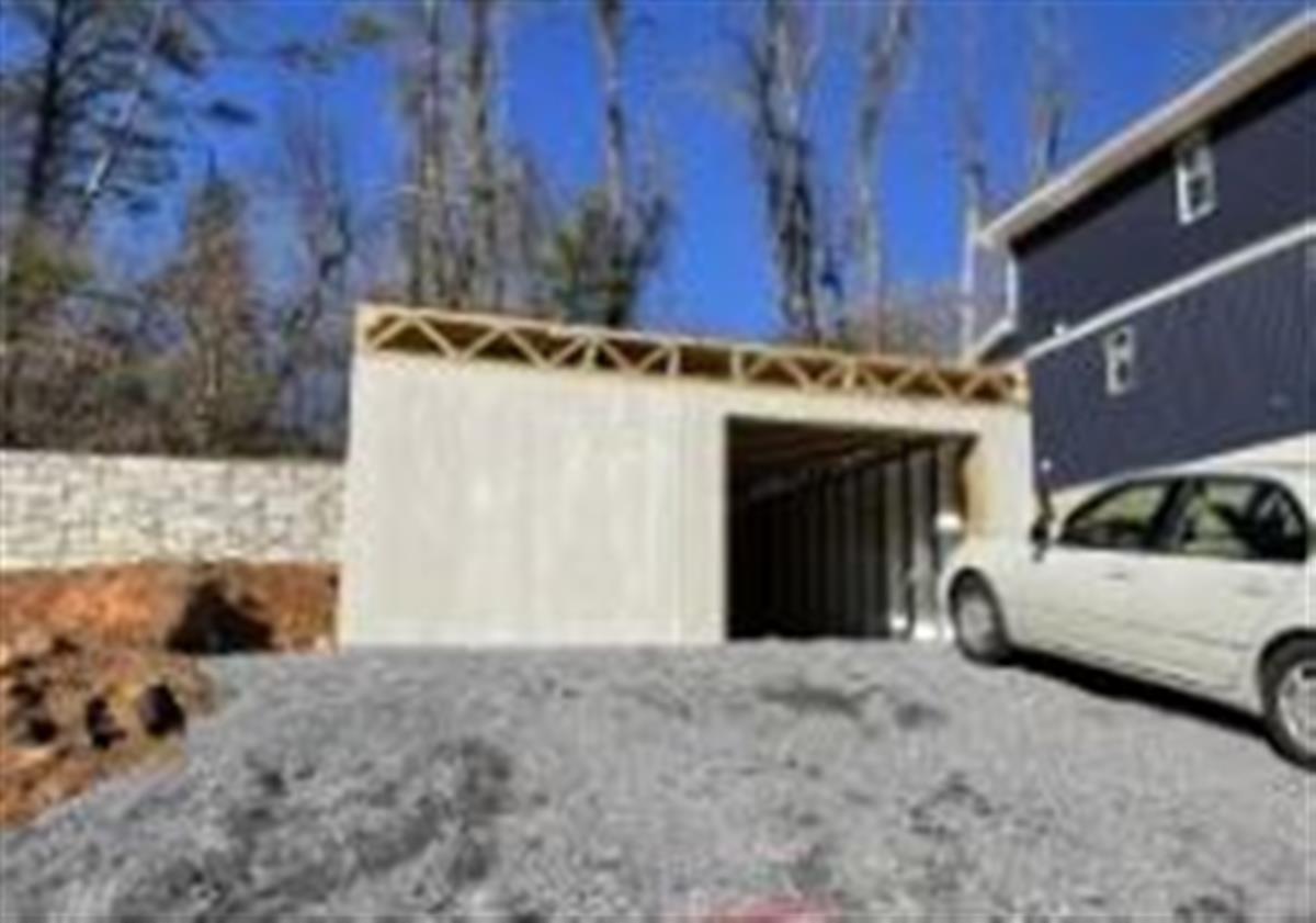 A picture of the property located at 23 ESCONDIDO DR, ASHEVILLE NC 28806.