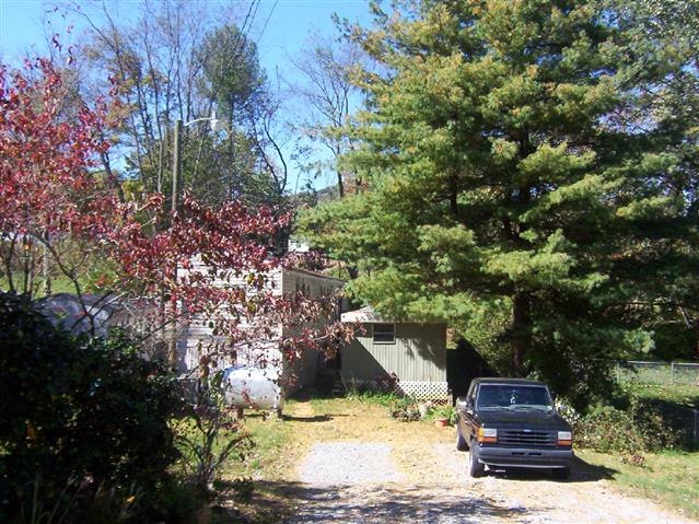 A picture of the property located at 41 PISGAH VIEW RD, ASHEVILLE NC 28806.