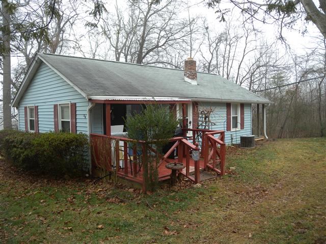A picture of the property located at 38 PISGAH VIEW RD, ASHEVILLE NC 28806.