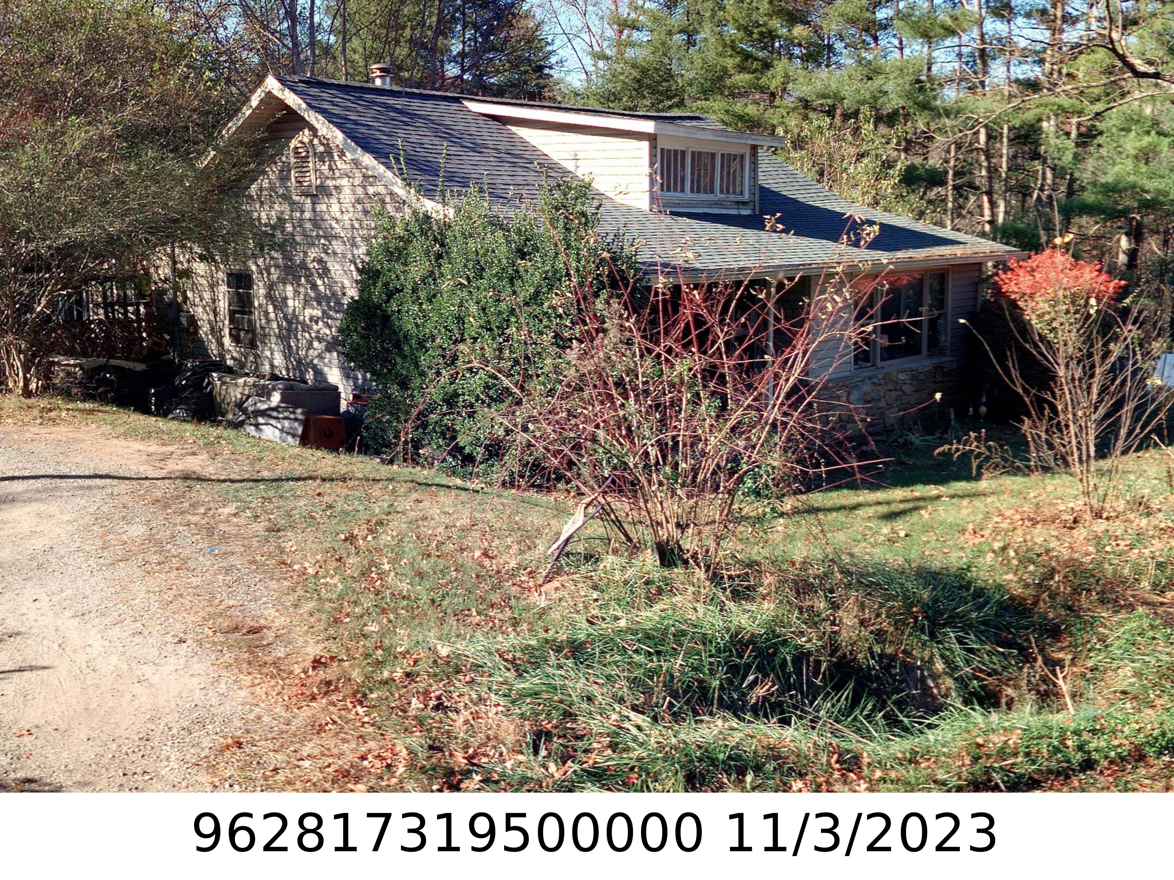 A picture of the property located at 35 PISGAH VIEW RD, ASHEVILLE NC 28806.