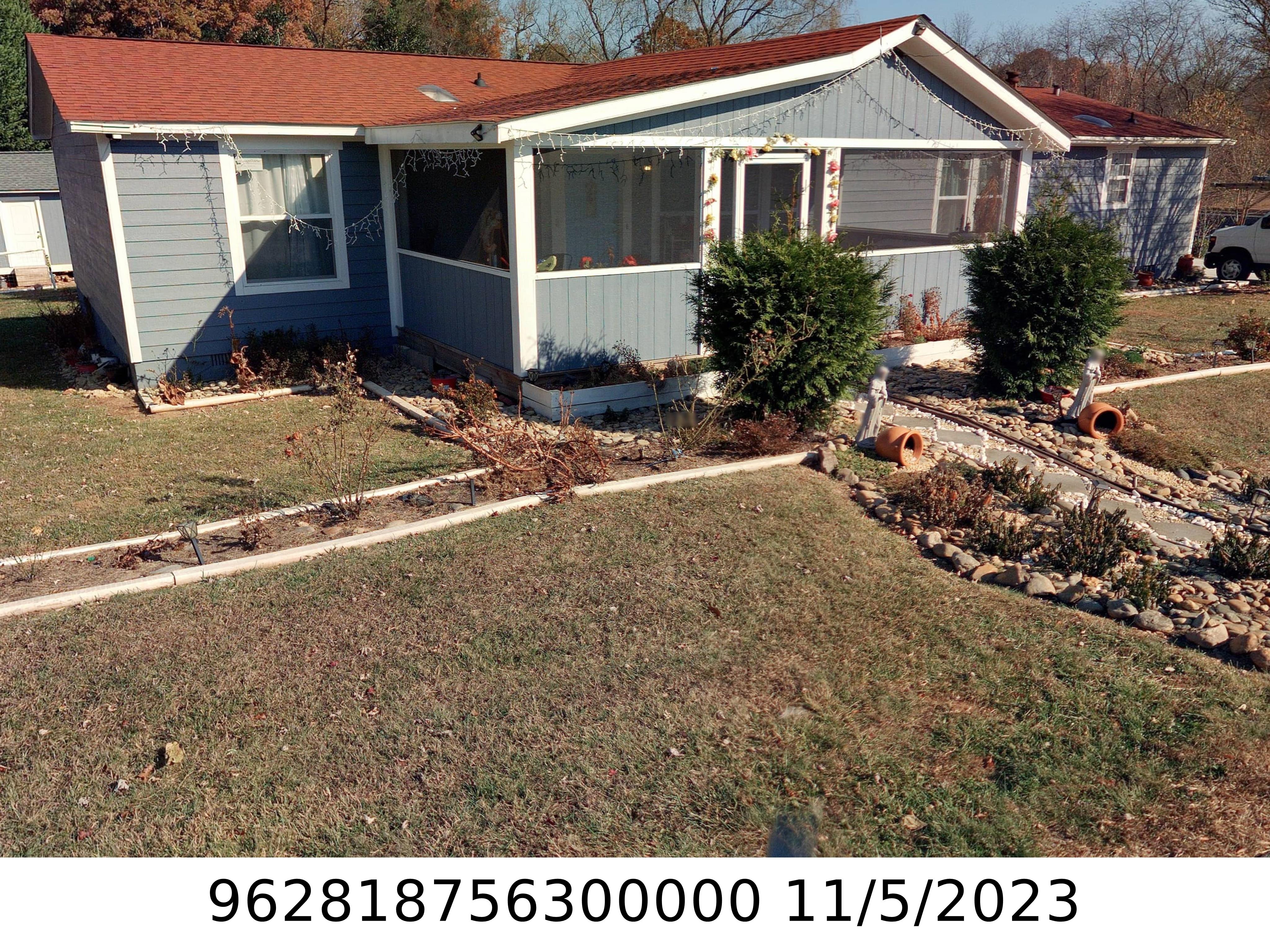 A picture of the property located at 101 CEDAR KNOLL PL, ASHEVILLE NC 28806.