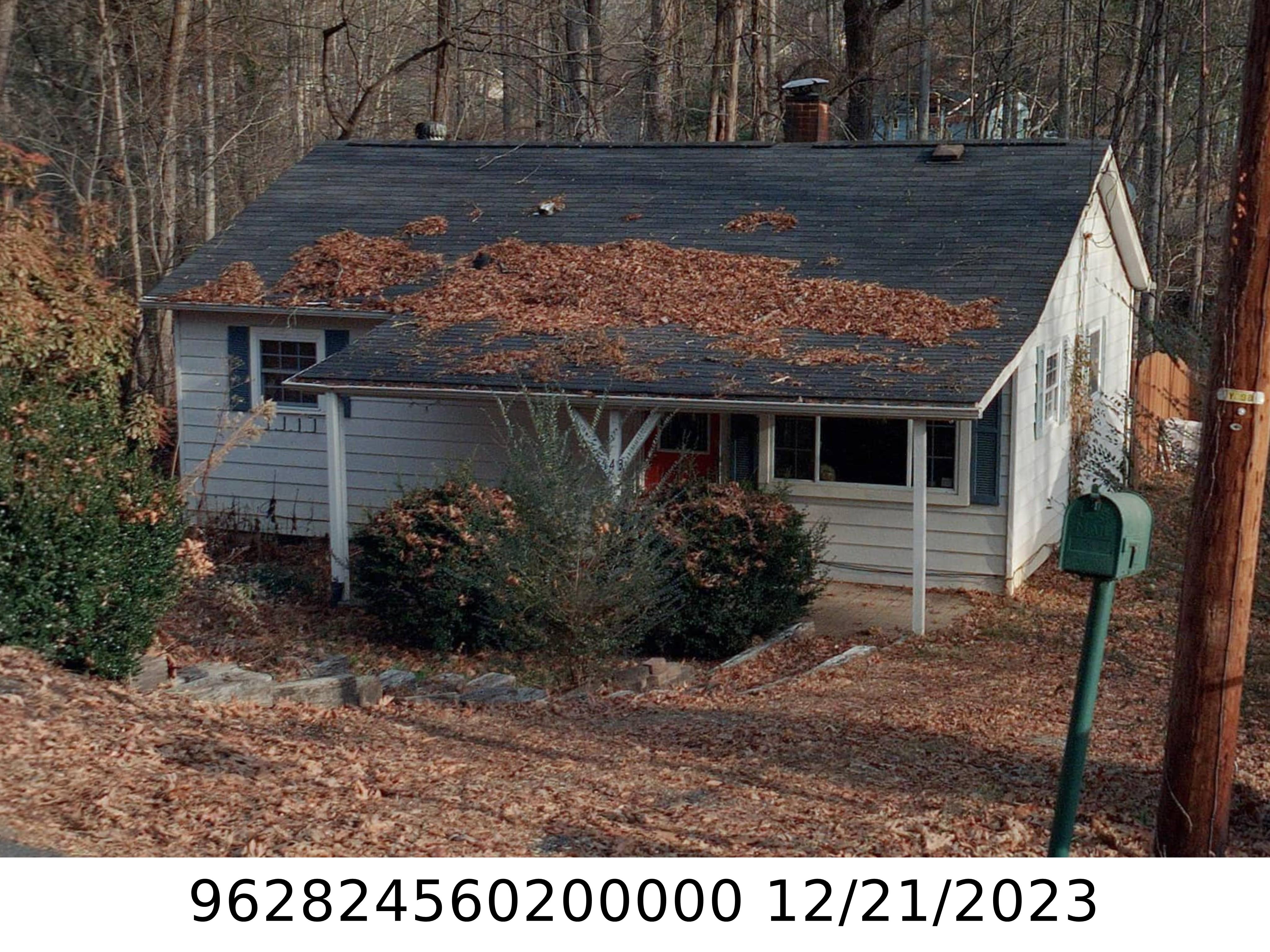 A picture of the property located at 143 SHADOWLAWN DR, ASHEVILLE NC 28806.