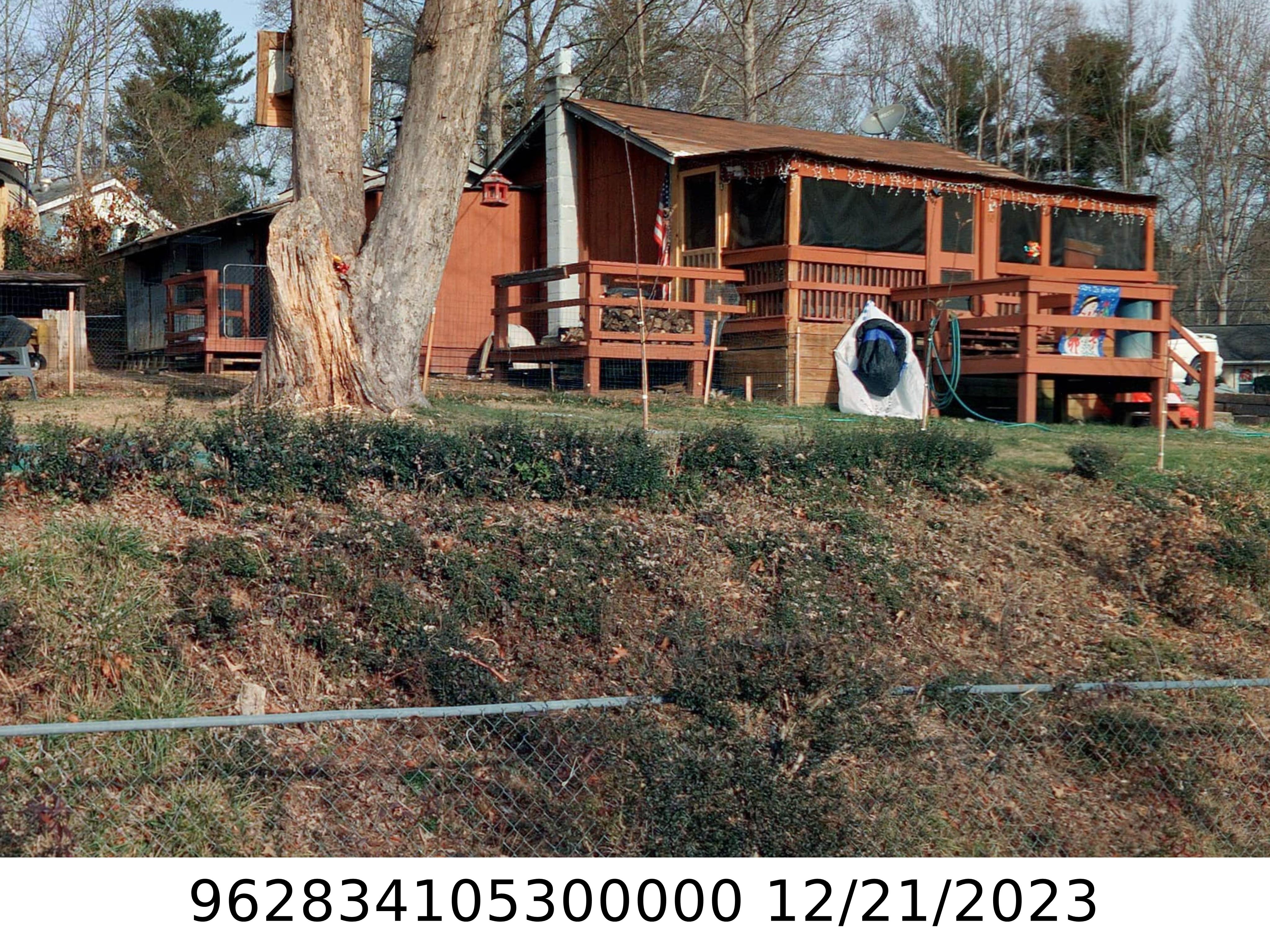 A picture of the property located at 10 APPALACHIAN WAY, ASHEVILLE NC 28806.