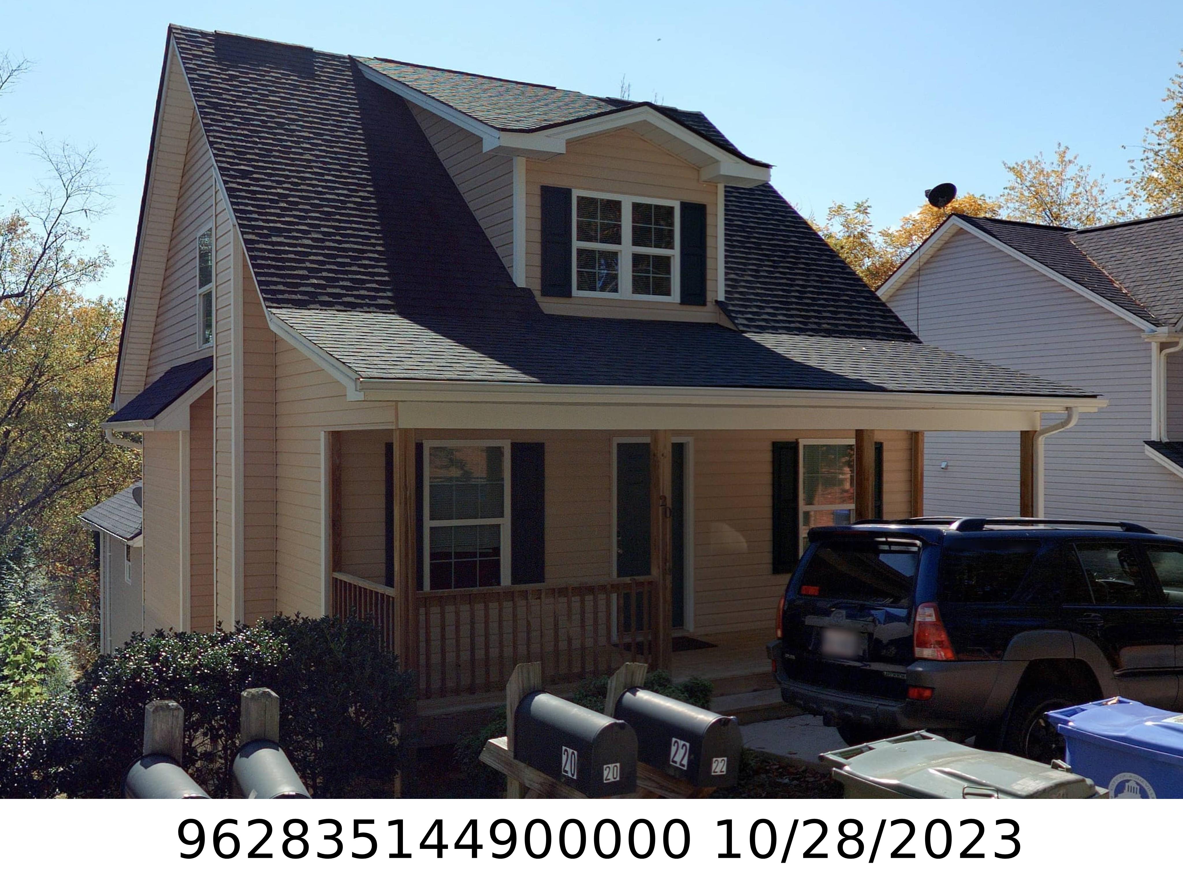 A picture of the property located at 20 DEAVER PARK CIR, ASHEVILLE NC 28806.