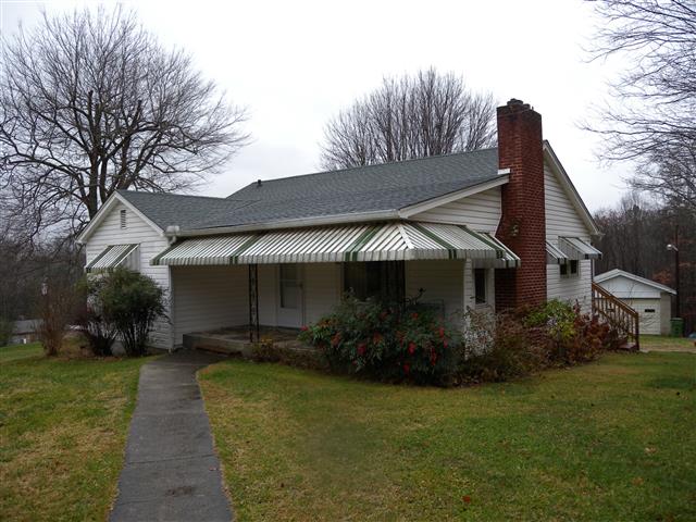 A picture of the property located at 52 HUFFMAN RD ASHEVILLE NC.