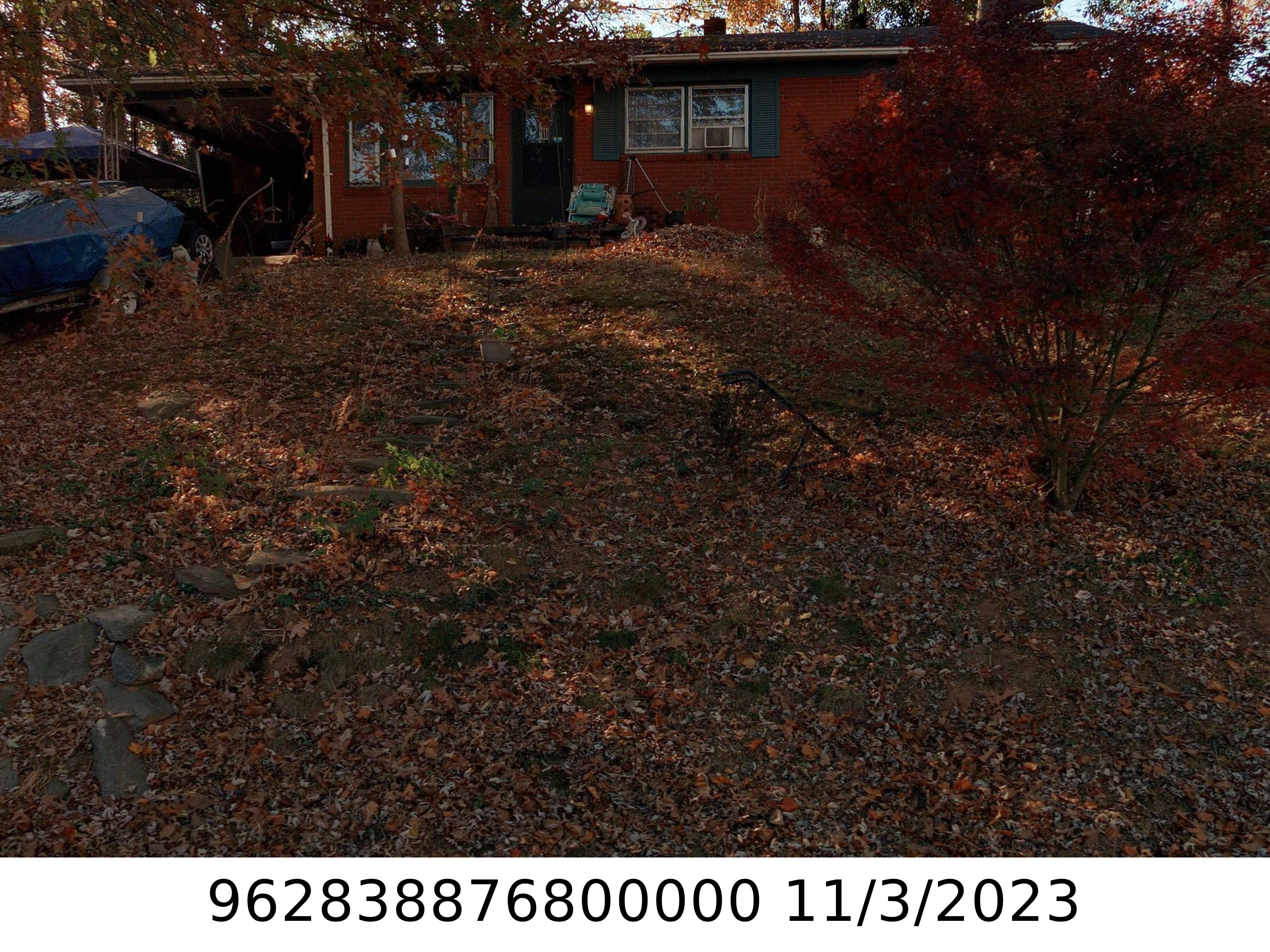 A picture of the property located at 112 DARCUS LN, ASHEVILLE NC 28806.