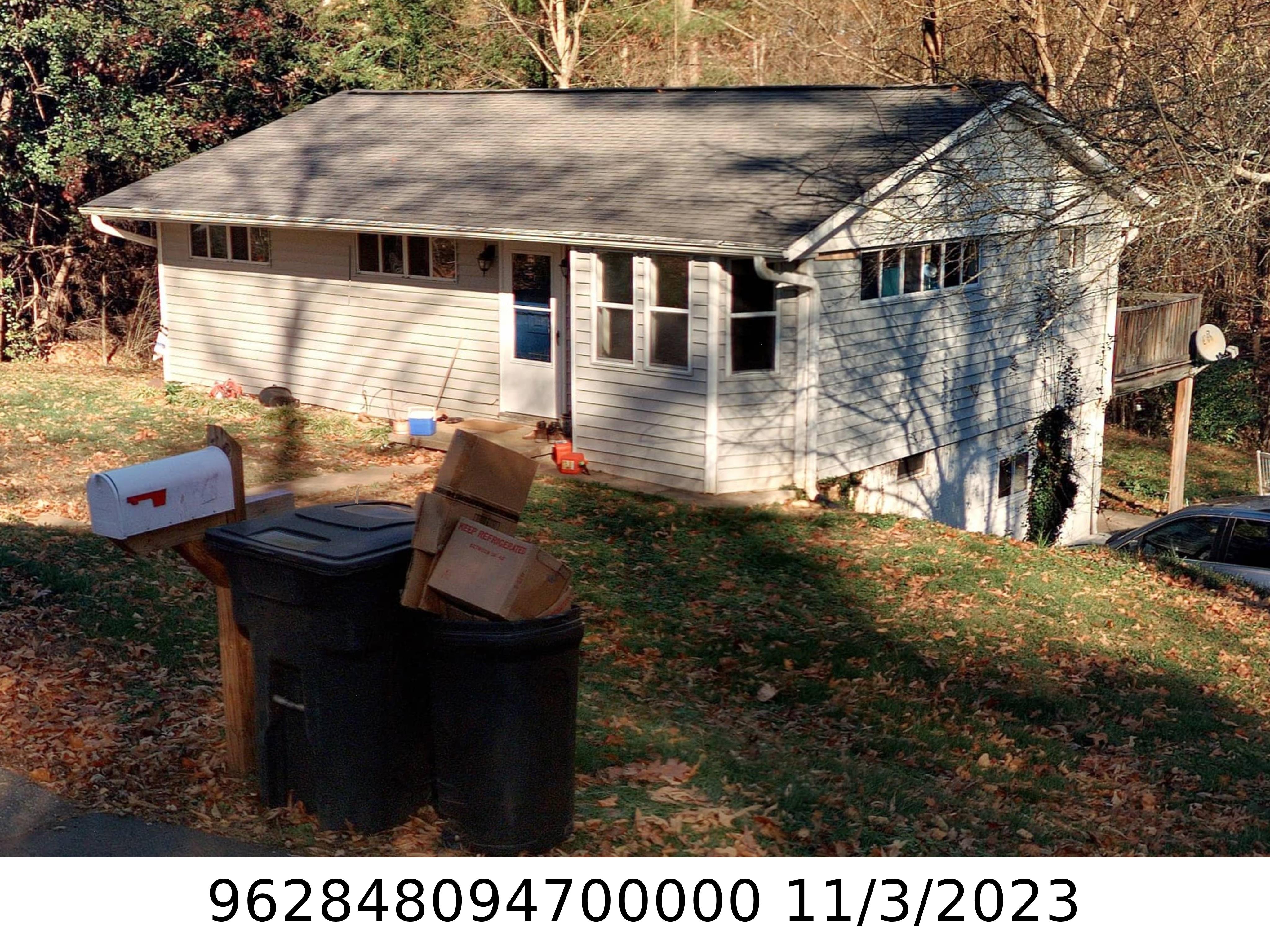 A picture of the property located at 125 DARCUS LN, ASHEVILLE NC 28806.