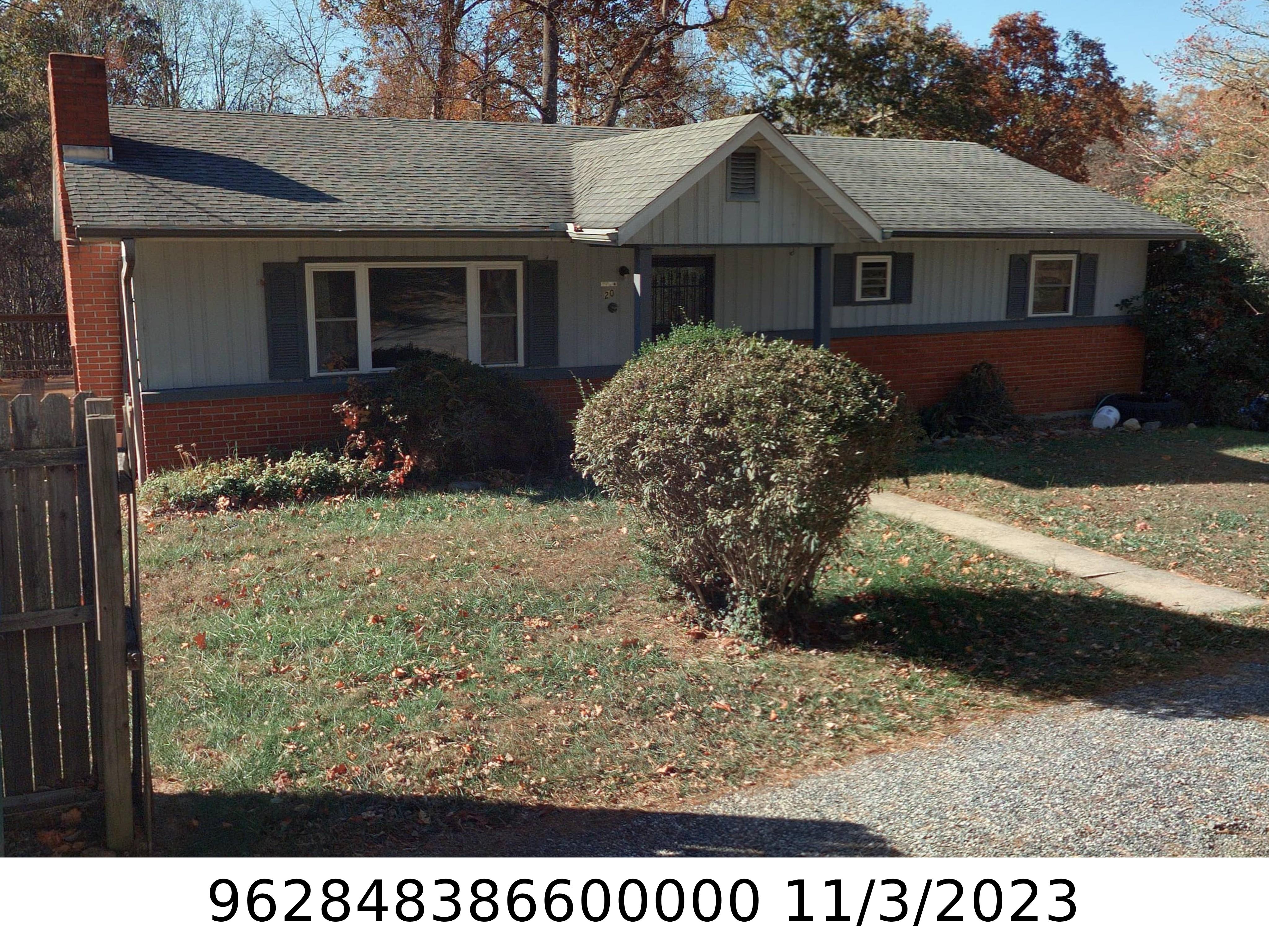 A picture of the property located at 20 IONA CIR, ASHEVILLE NC 28806.