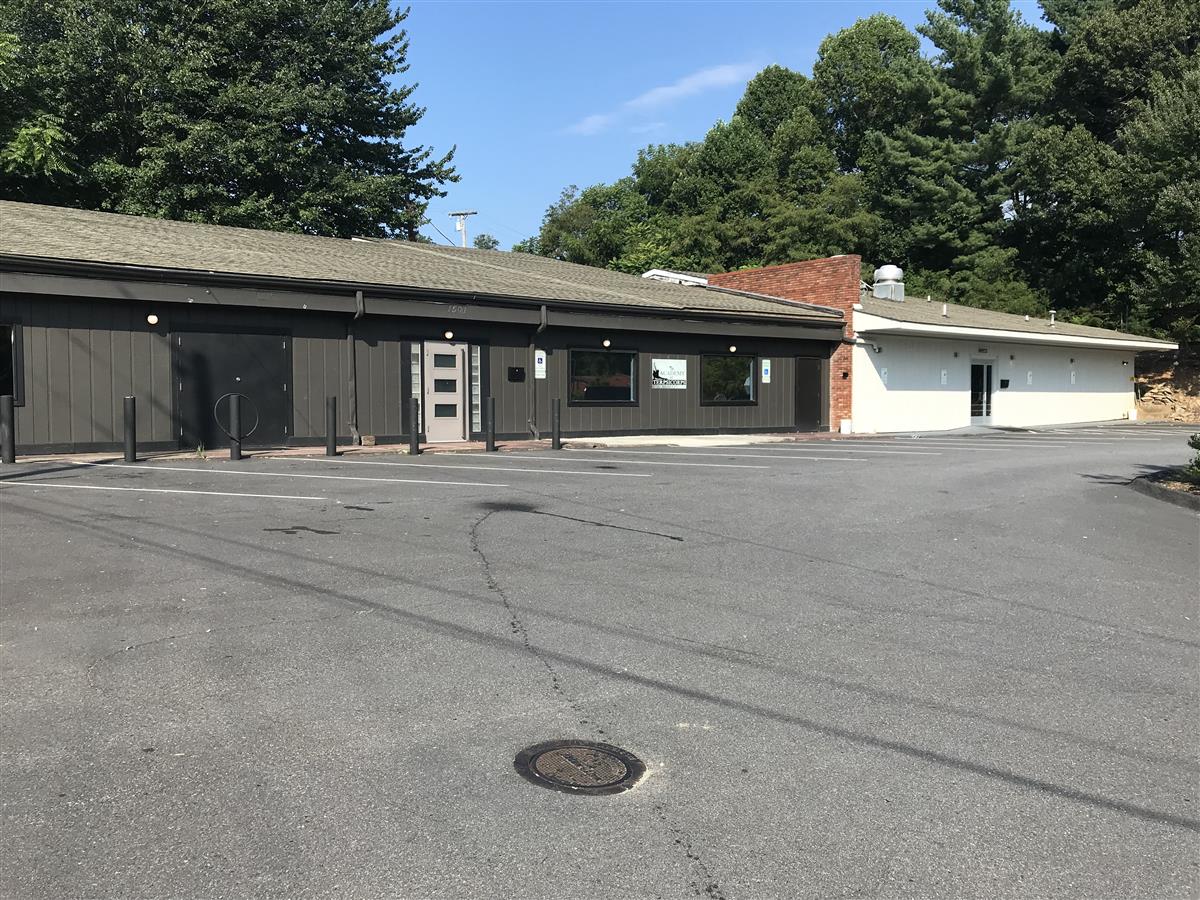 A picture of the property located at 1501 PATTON AVE, ASHEVILLE NC 28806.