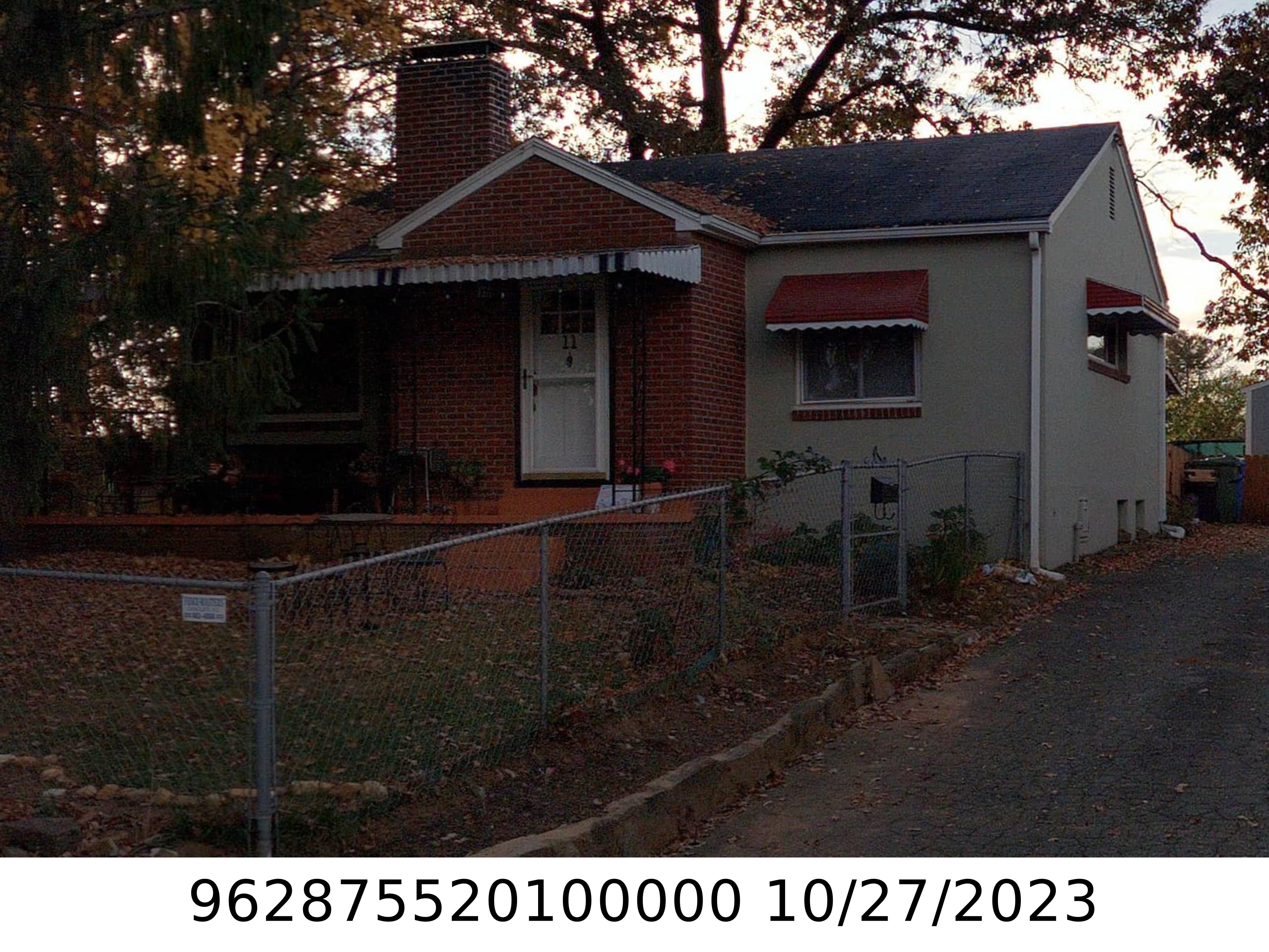 A picture of the property located at 11 PRINCETON DR, ASHEVILLE NC 28806.