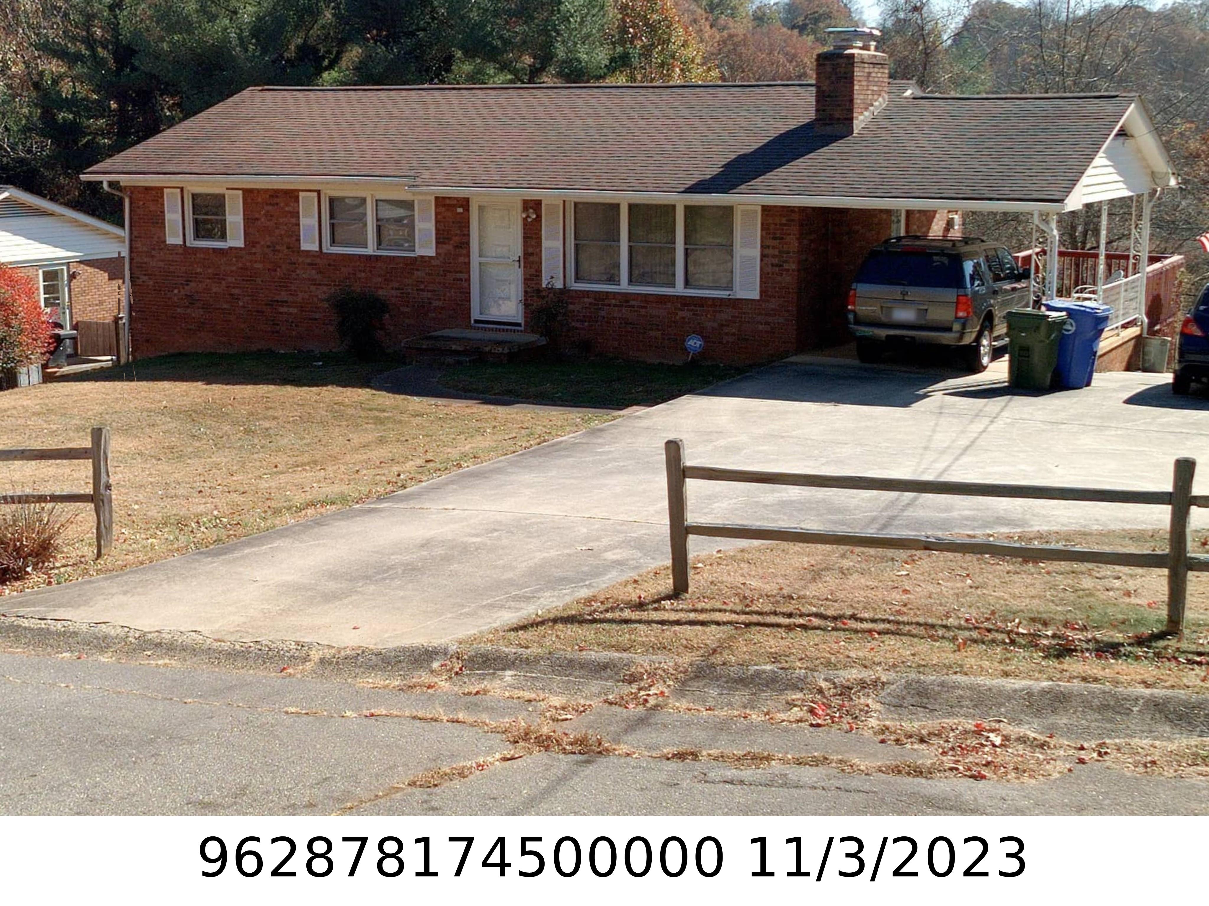 A picture of the property located at 3 DEBRA LN, ASHEVILLE NC 28806.