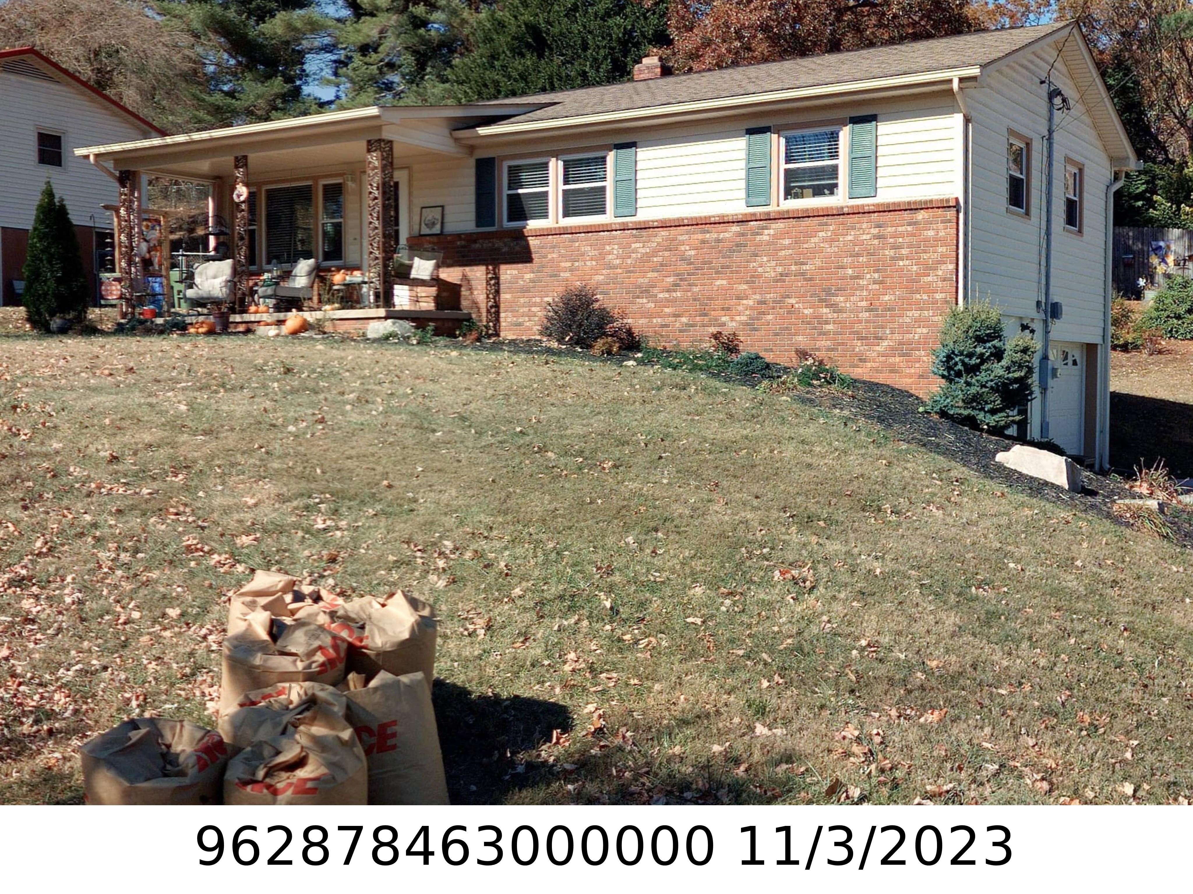 A picture of the property located at 43 DEBRA LN, ASHEVILLE NC 28806.