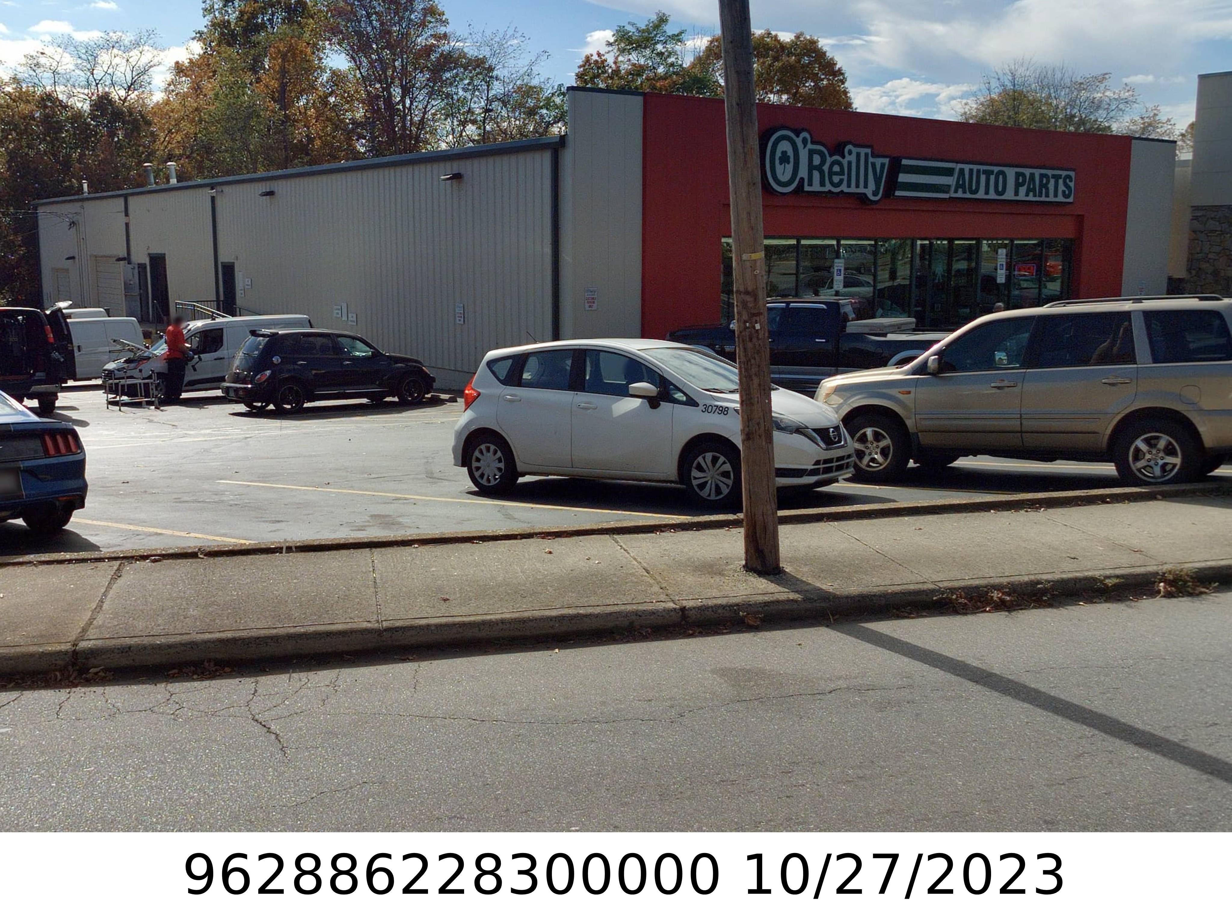 A picture of the property located at 1066 HAYWOOD RD, ASHEVILLE NC 28806.