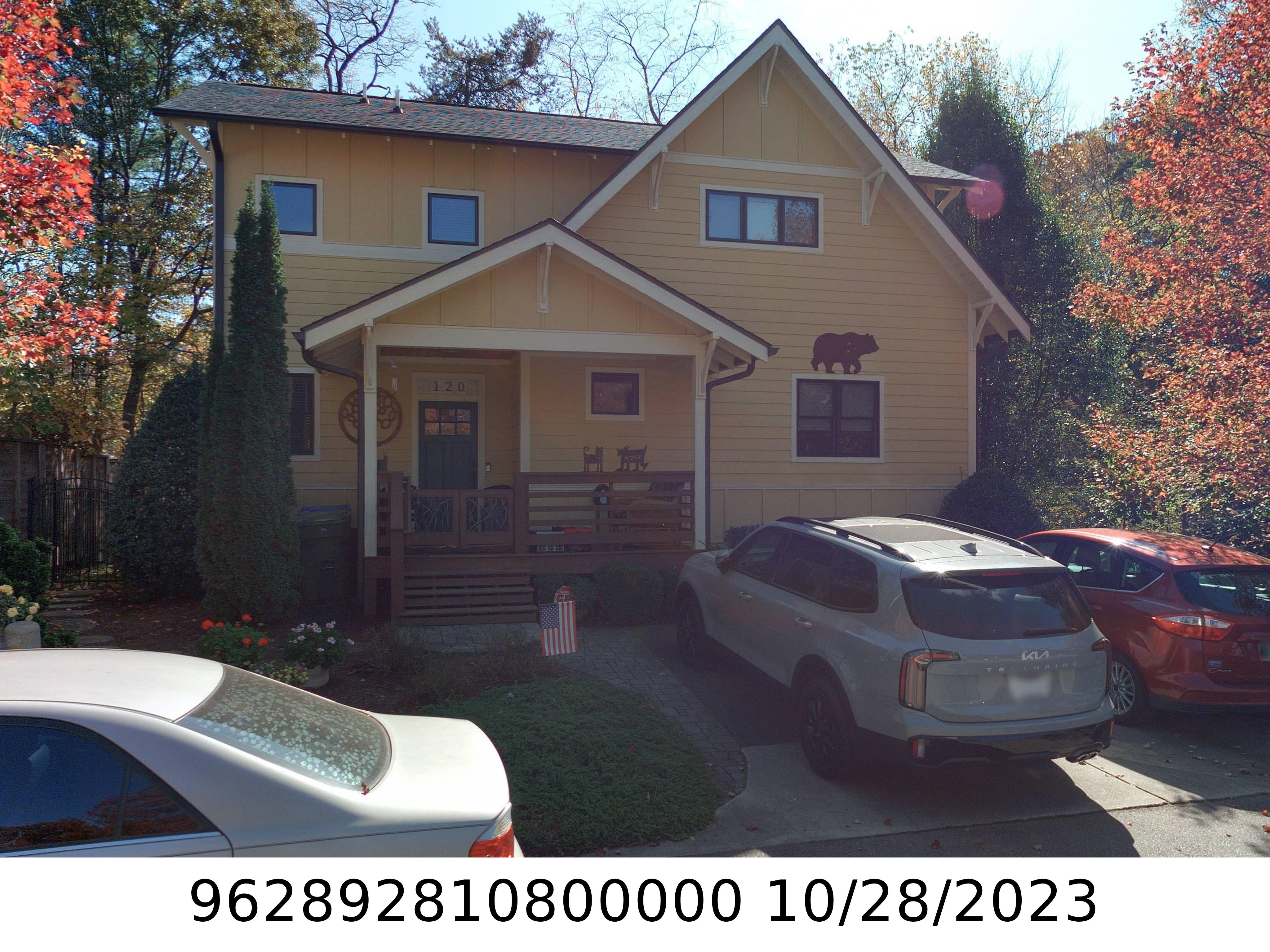A picture of the property located at 120 ESTES CT, ASHEVILLE NC 28806.